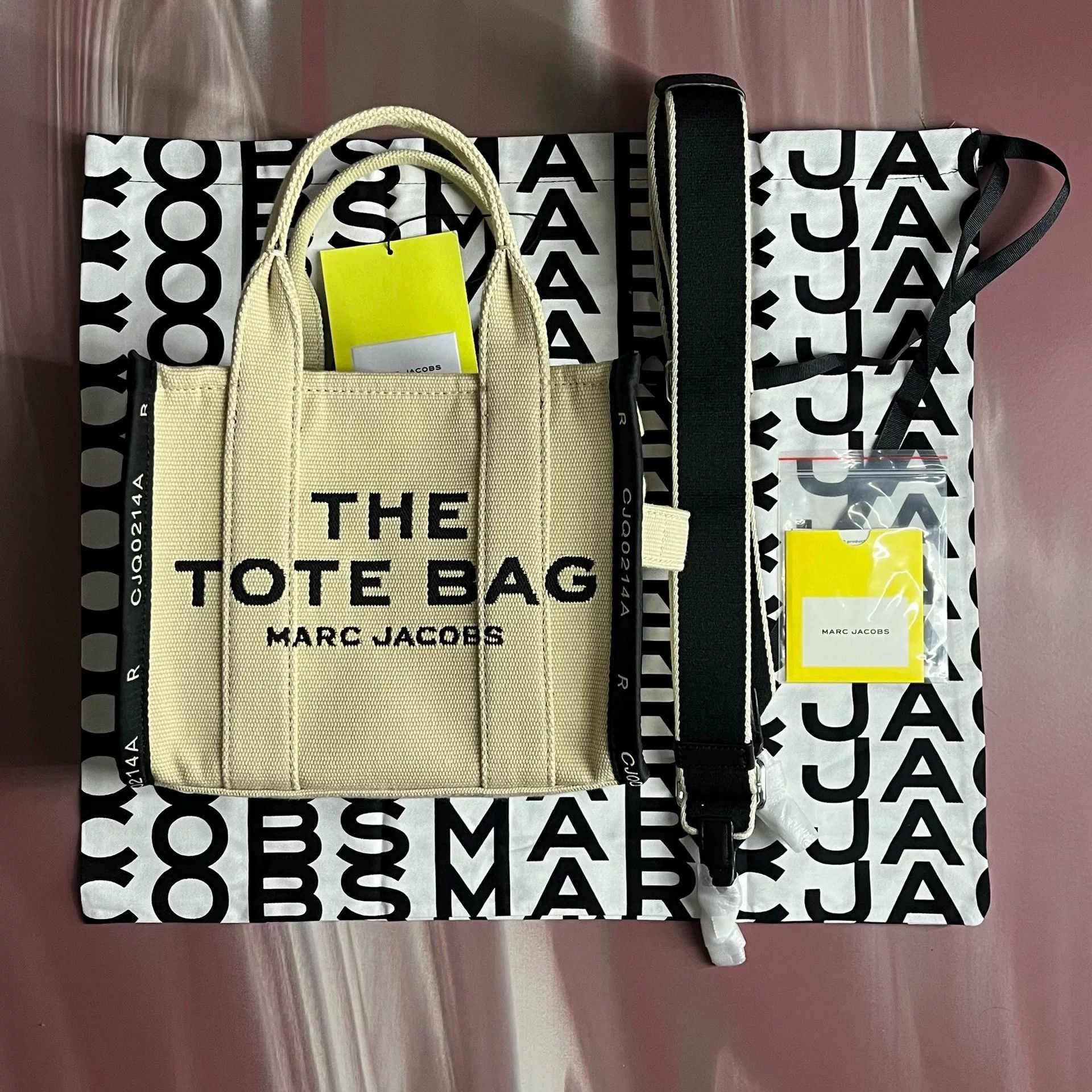 Marc Jacobs Marc Jacobs Medium Tote Bag 1984 Size ONE SIZE - 1 Thumbnail