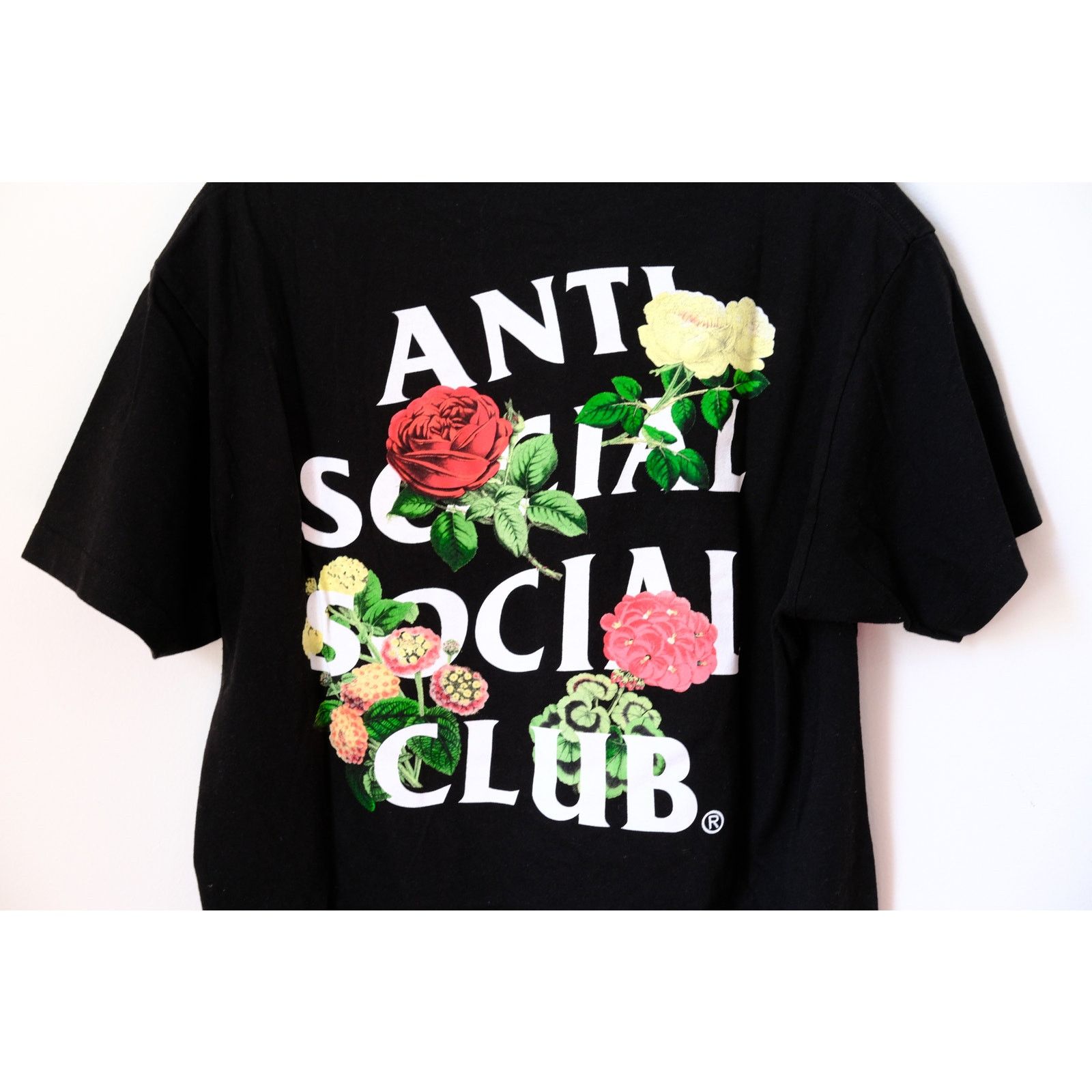 Anti Social Social Club Anti Social Social Club Roses Tee, Black, Size L Size US L / EU 52-54 / 3 - 1 Thumbnail