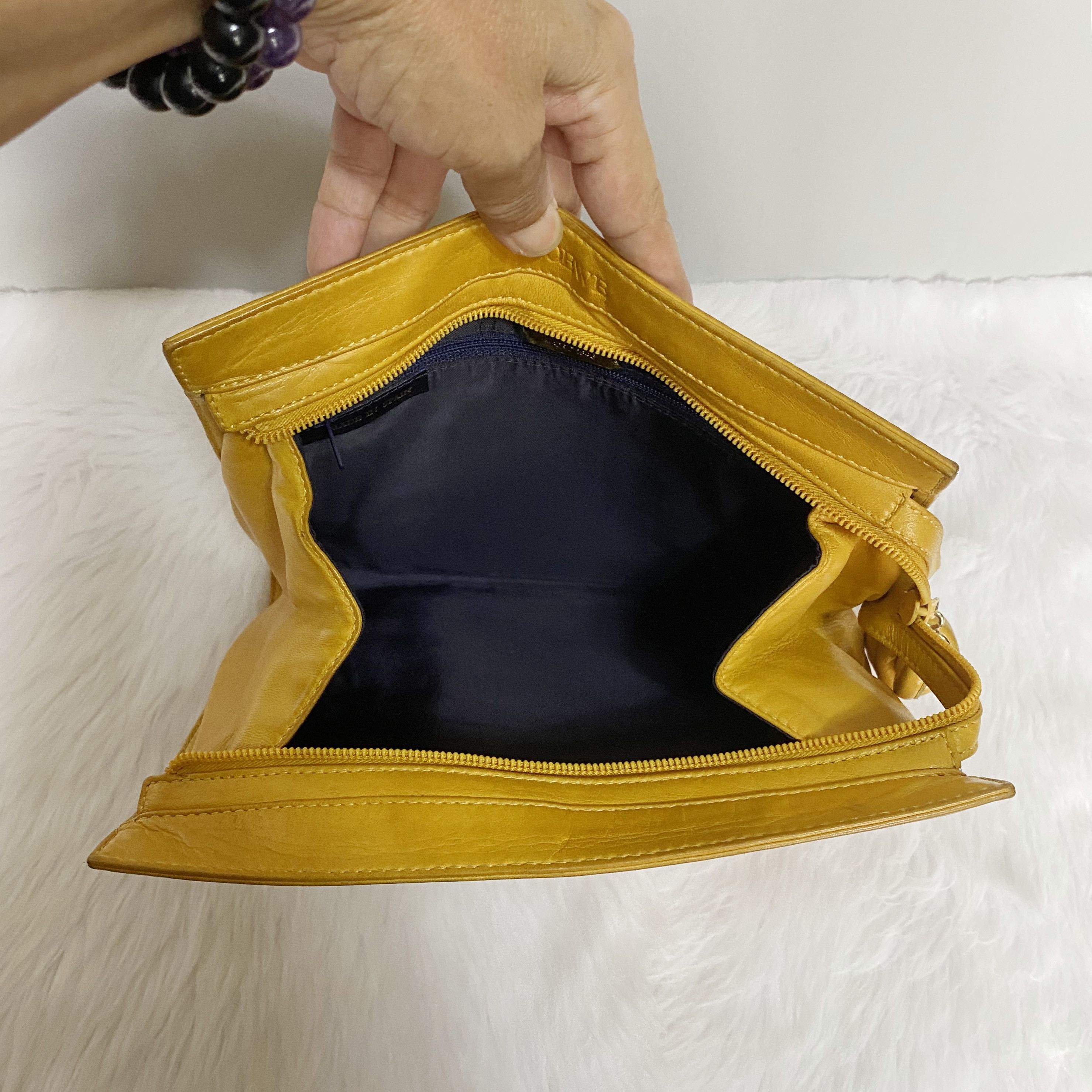 Loewe × Vintage Vintage Mustard Yellow Leather Clutch Bag Size ONE SIZE - 10 Thumbnail