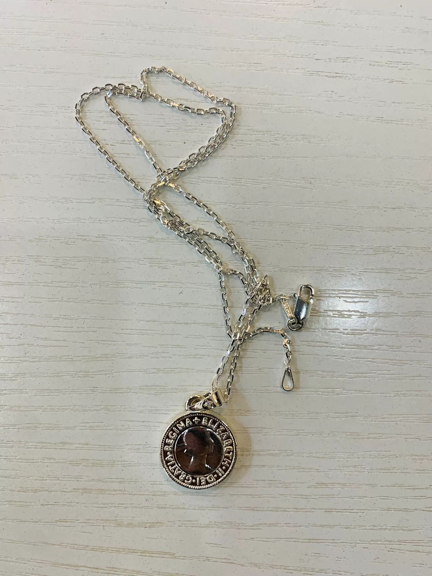 AQUA Silver Chain Necklace with Rotating Feature Size ONE SIZE - 1 Thumbnail