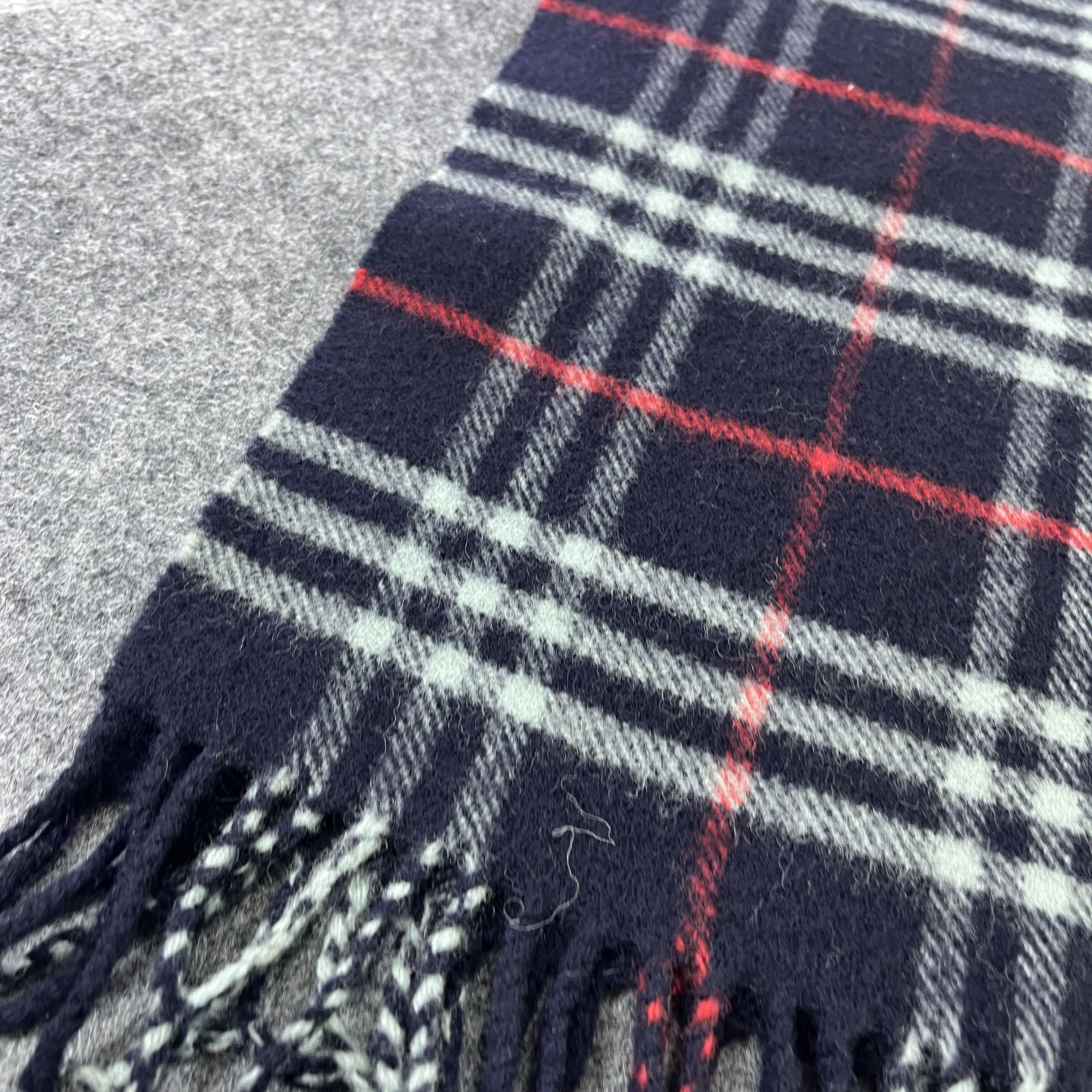Burberry × Vintage Burberry Scarf / Muffler / Neckwear T785 Size ONE SIZE - 6 Thumbnail