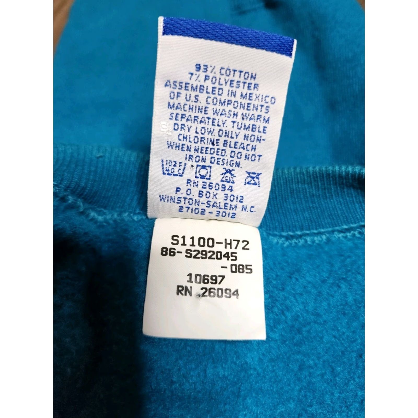 Champion VINTAGE Champion Pullover Sweatshirt Men M Blue Embroidered Casual 90s Classic Country/USA Size US M / EU 48-50 / 2 - 5 Thumbnail