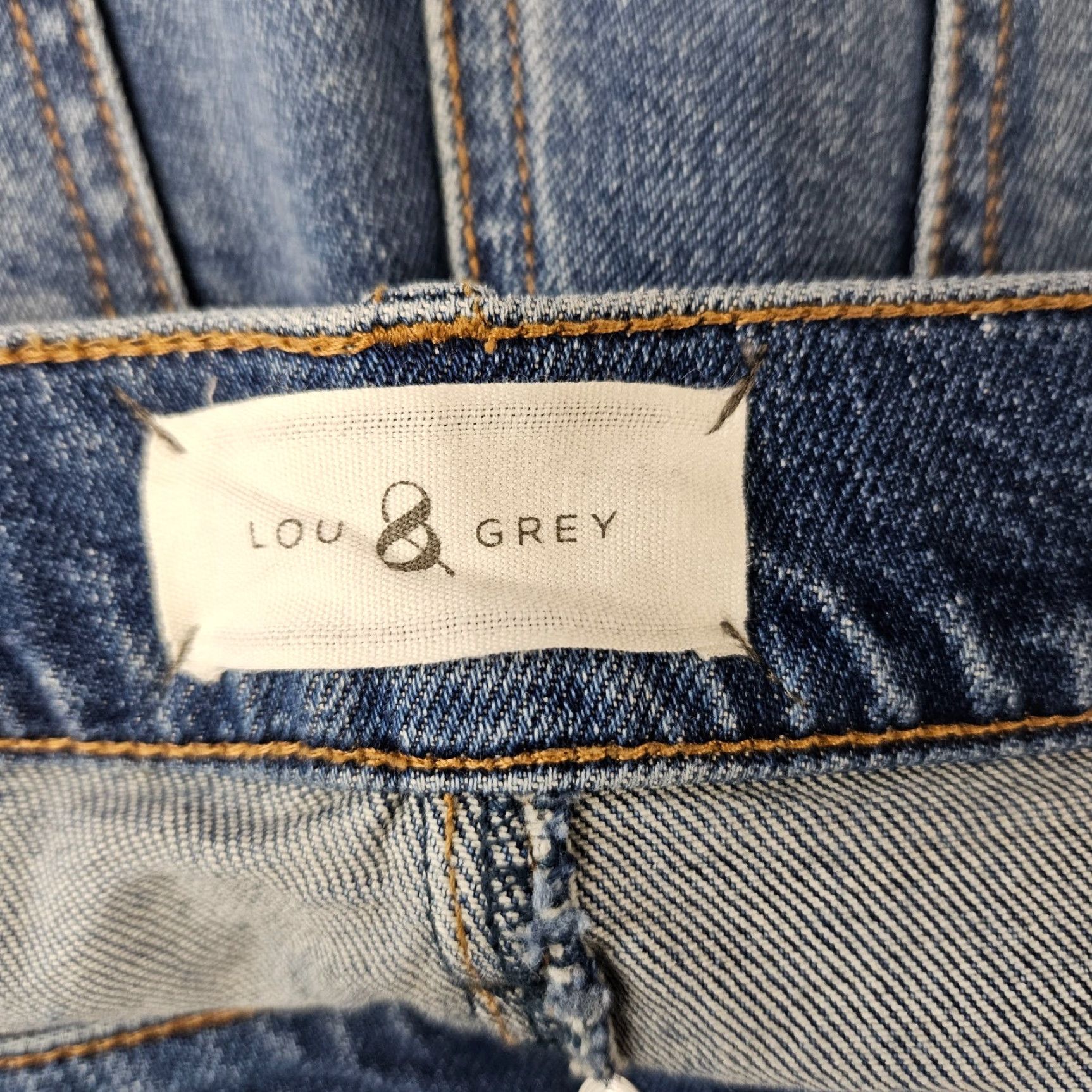 Lou & Grey Lou & Grey Womens Denim Shorts Sz 27 Blue Medium Wash Mid Rise Cuffed Shirt Womens Denim Shorts 27 Blue Medium Wash Cuffed Lou & Grey Size 27" / US 4 / IT 40 - 3 Thumbnail