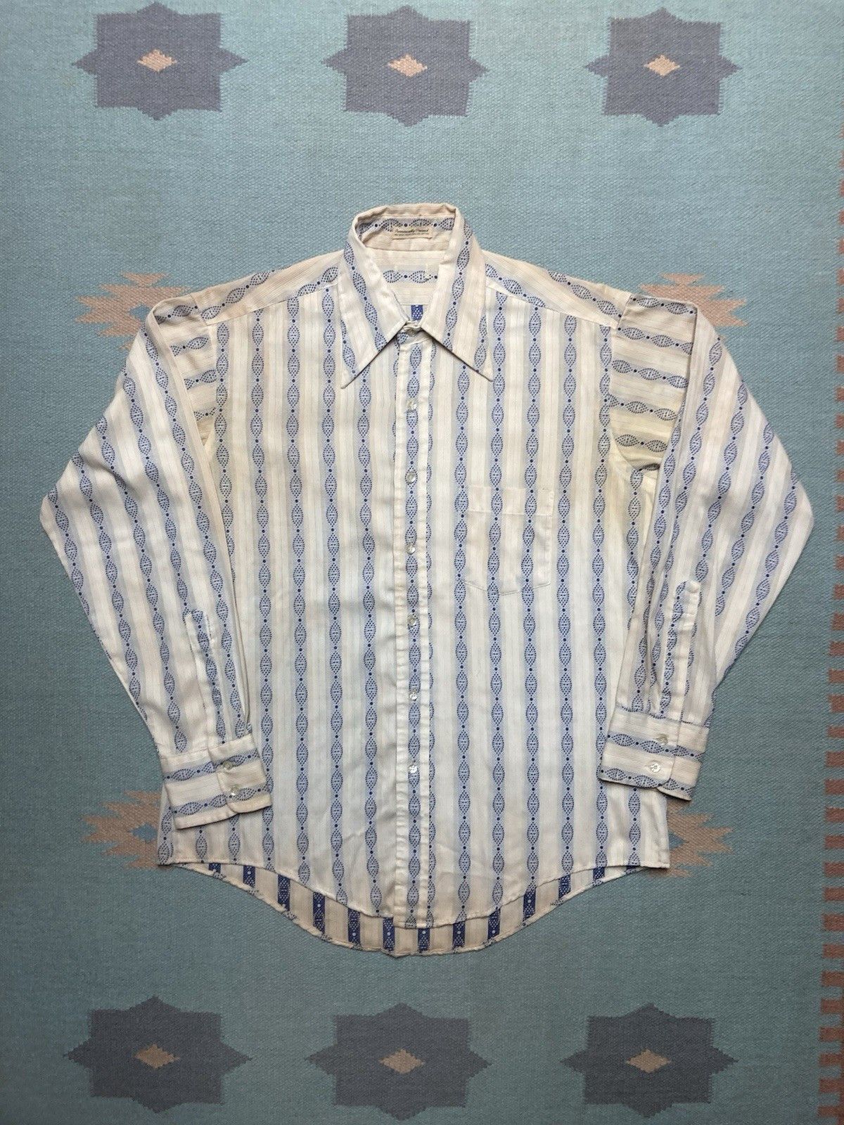 Vintage Vtg 70s button shirt dagger collar poly cotton men’s large Size US L / EU 52-54 / 3 - 1 Thumbnail