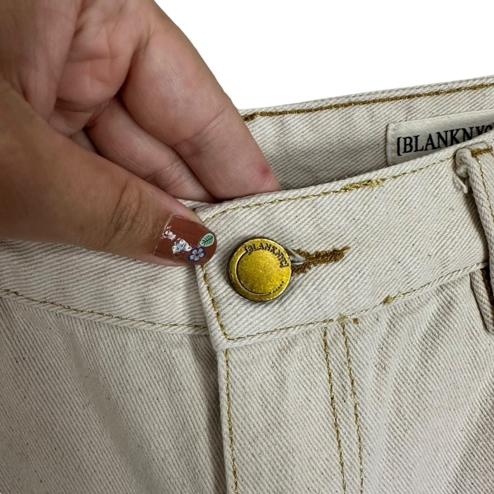 BLANKNYC Blank NYC Ivory Denim High Rise Crop Straight Jeans Sz 28 Size 28" / US 6 / IT 42 - 5 Thumbnail