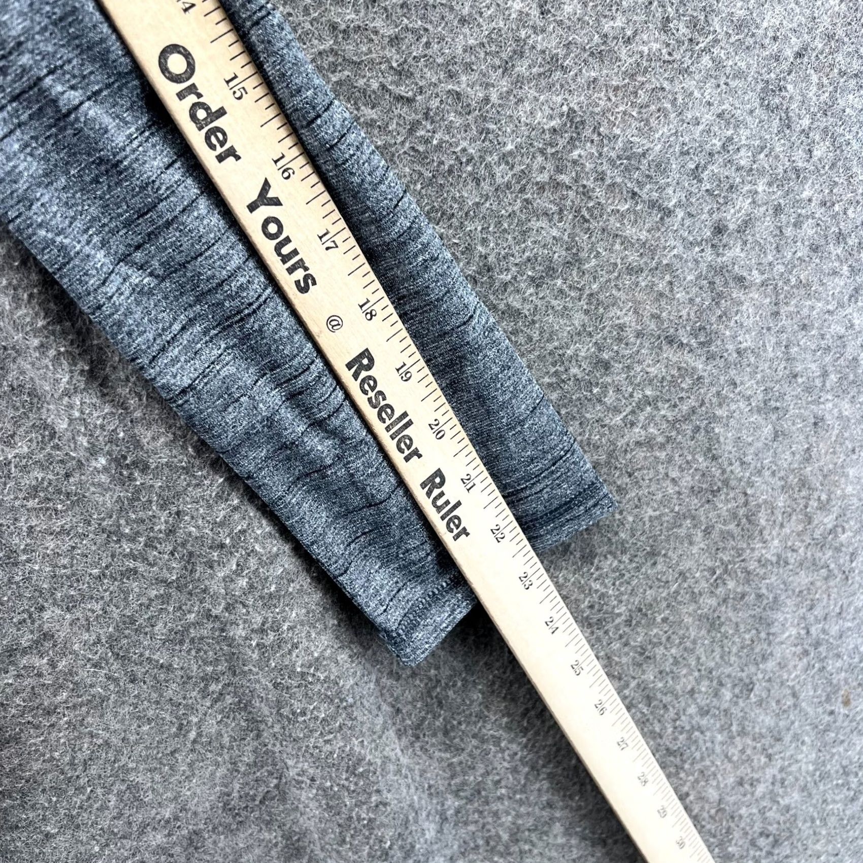 Vintage VINTAGE? No — Reel Legends Performance Hoodie Women M Gray Sweatshirt Lightweight Active Size M / US 6-8 / IT 42-44 - 6 Thumbnail