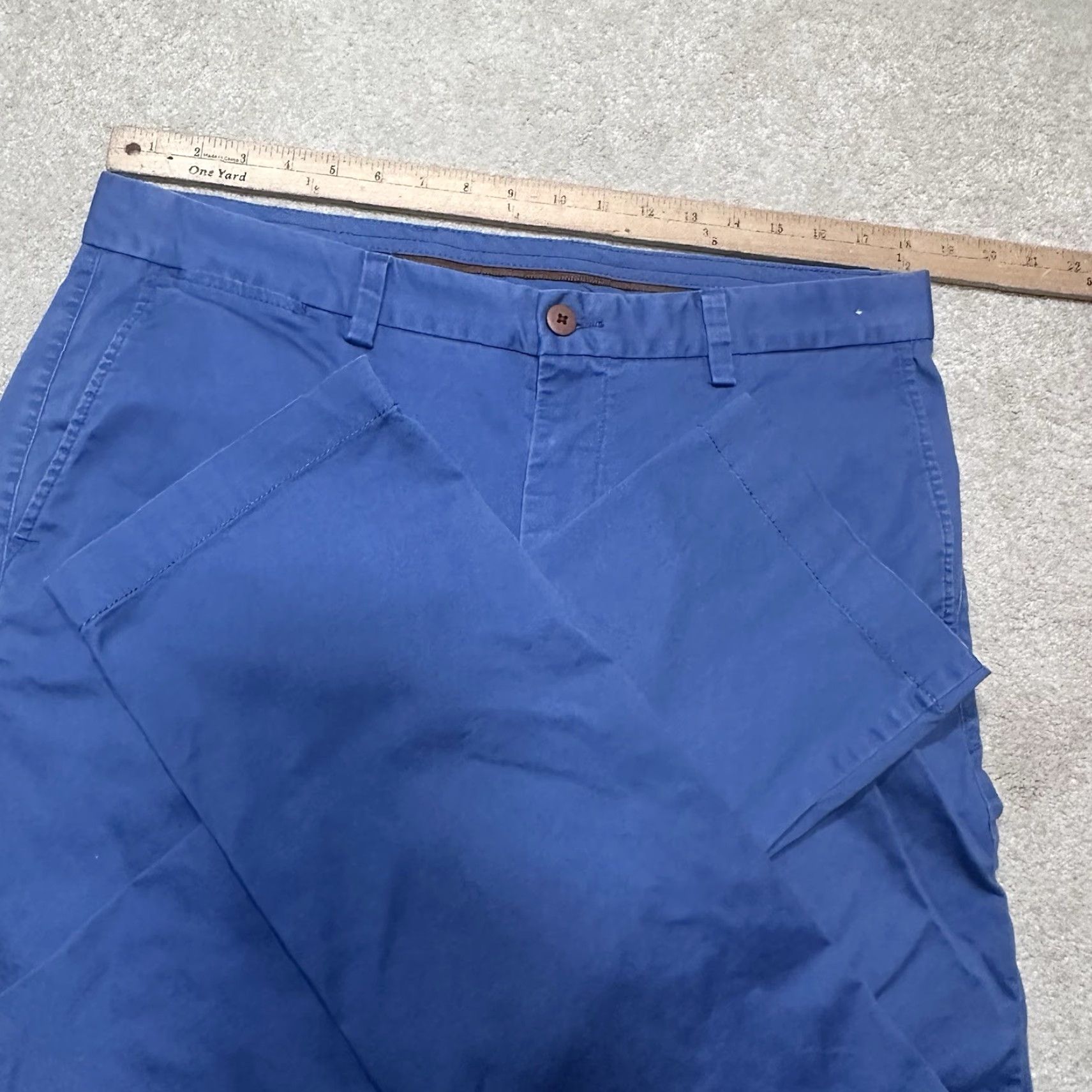 Tommy Bahama Tommy Bahama Chino Pants Mens 35x34 Beach Chino Pants Casual Straight 5-Pocket Cotton Brown Navy Beach 90s Mens Size US 35 - 7 Thumbnail