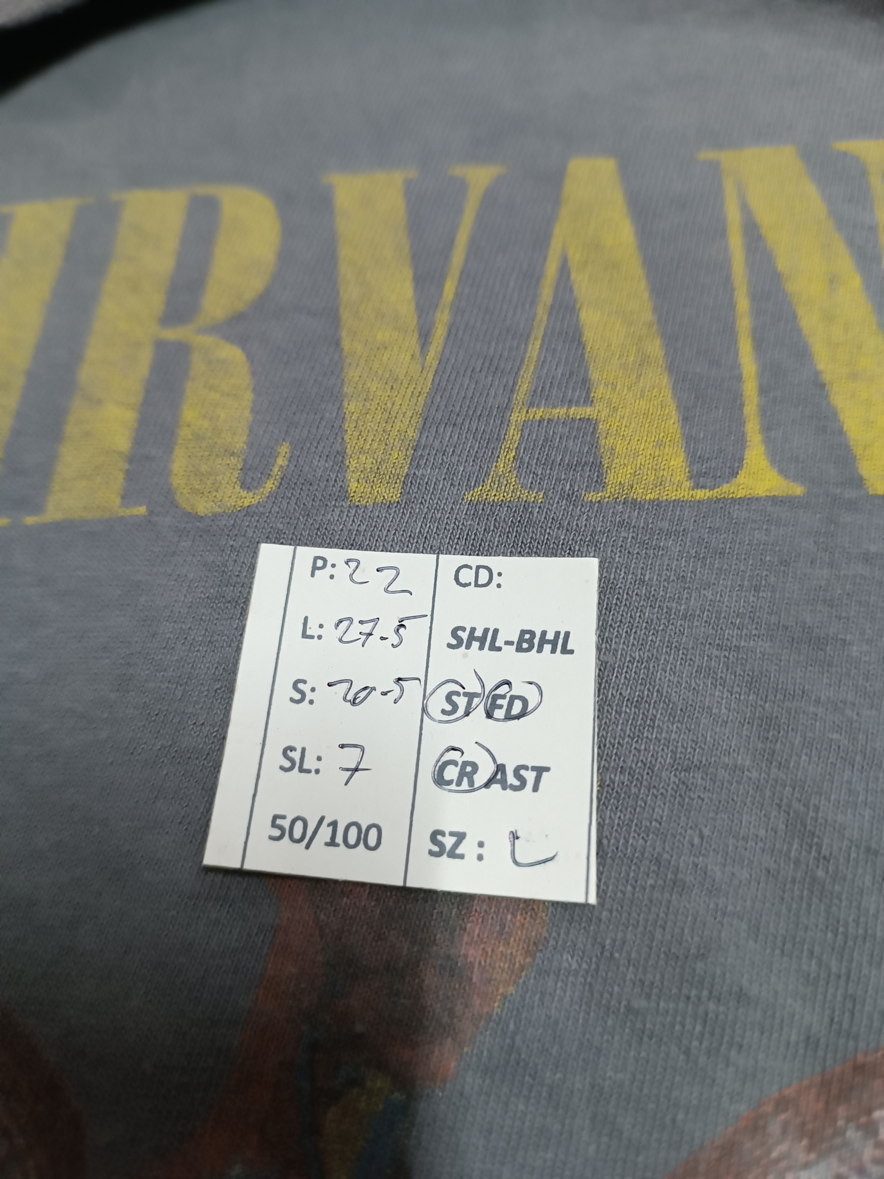 Vintage THRASHED FADED VINTAGE NIRVANA IN UTERO GRUNGE TEE VERY RARE Size US L / EU 52-54 / 3 - 21 Thumbnail