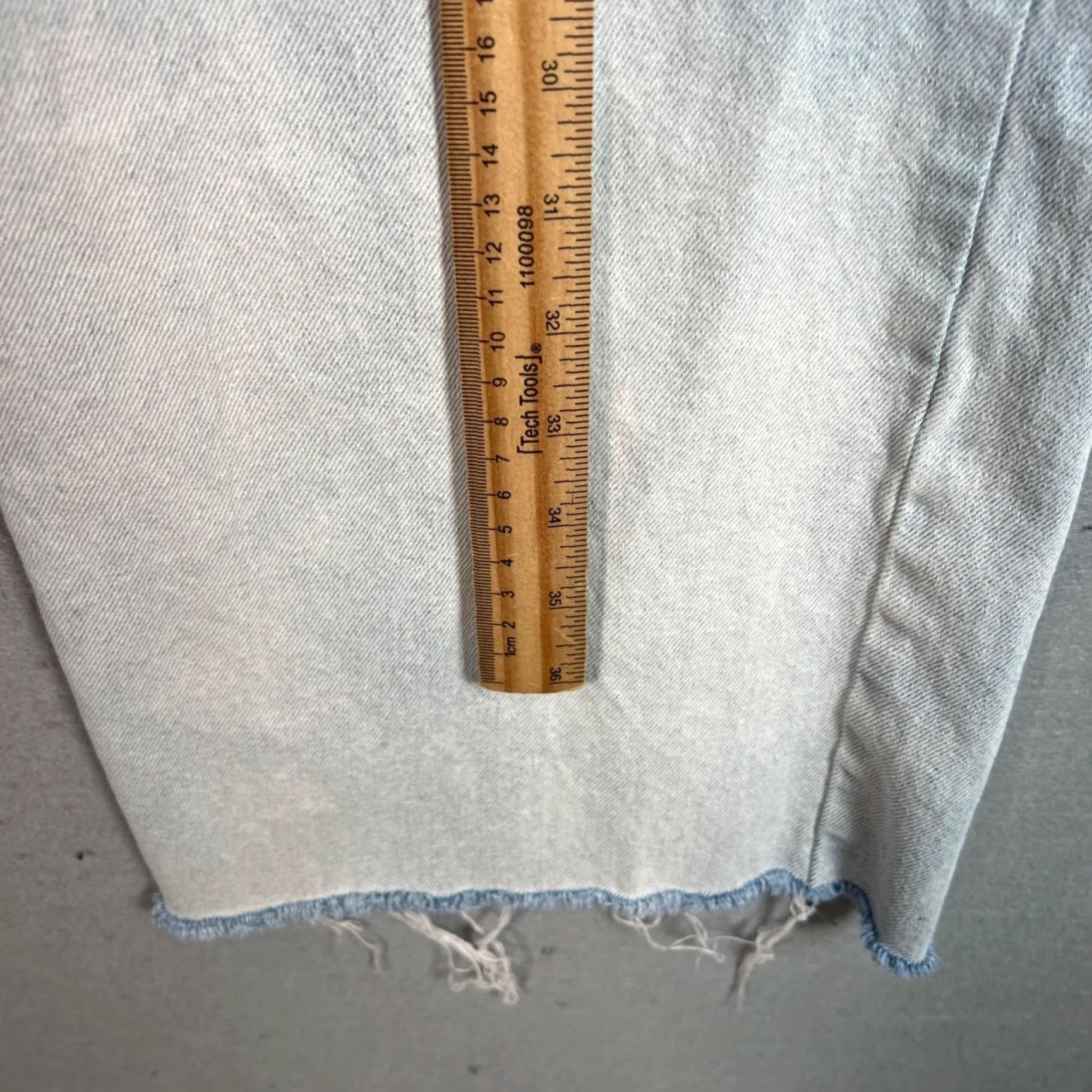 Nasty Gal Nasty Gal Ombre Dip Dye Denim Jeans Straight Leg High Waist Womens Size 6 Blue 100% Cotton 5-Pocket Inseam 28 in Rise High Vintage No Mens Womens Size 28" / US 6 / IT 42 - 7 Thumbnail