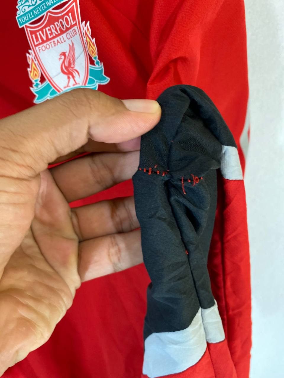 Adidas vintage adidas 07/08 liverpool light jacket nice design Size US M / EU 48-50 / 2 - 8 Thumbnail