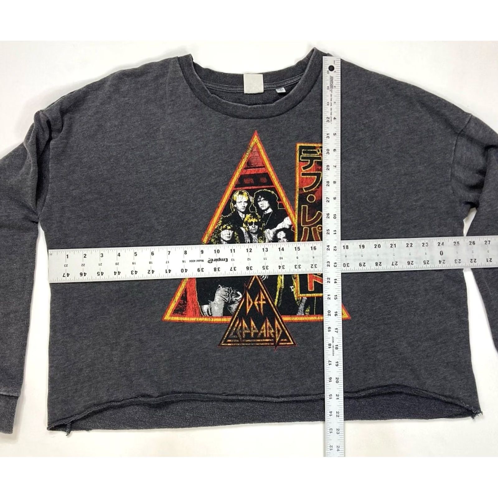 Junk Food Junk Food Def Leppard Graphic Crewneck Sweatshirt Women XXL Gray Music Size XXL / US 16-18 / IT 52-54 - 7 Thumbnail