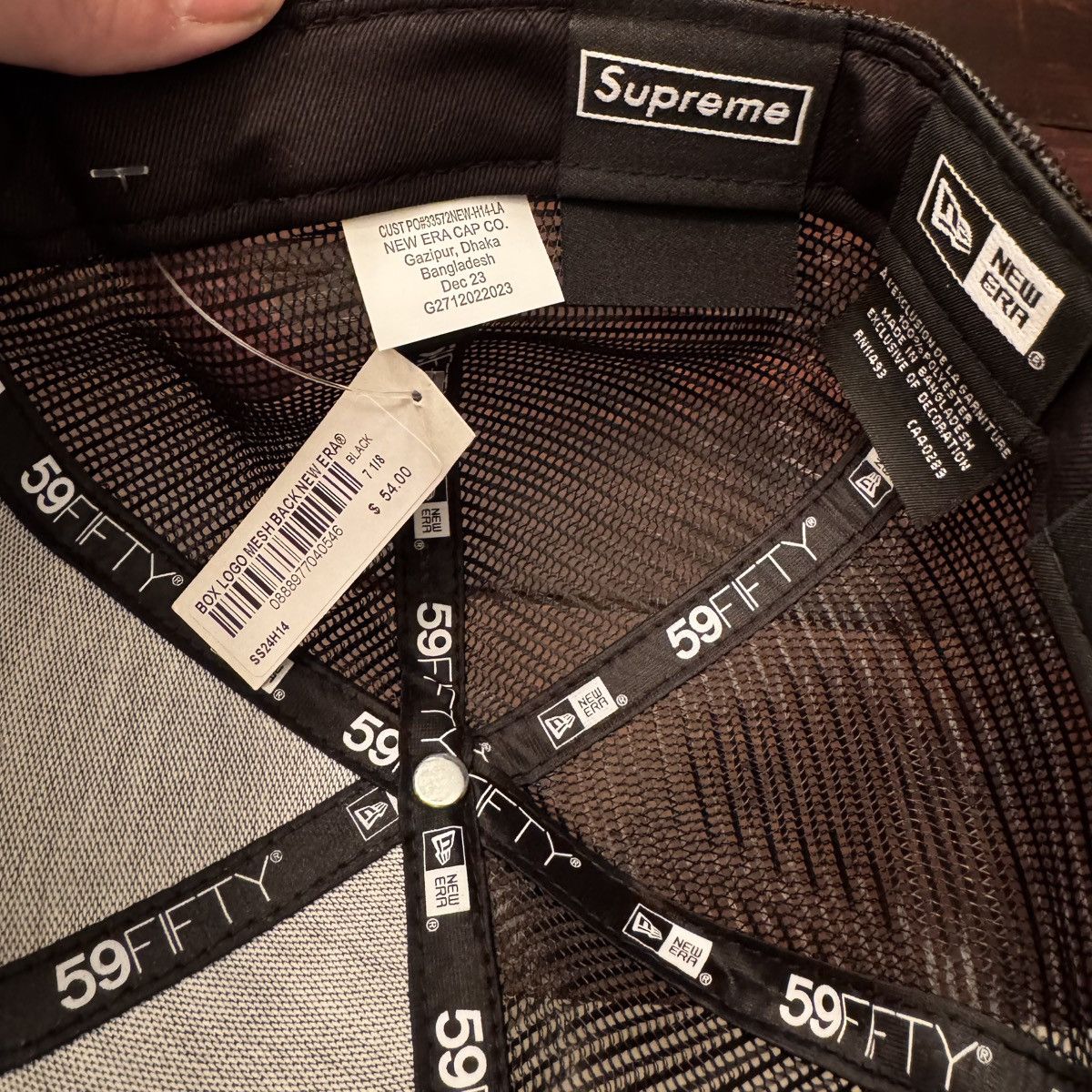 Supreme Supreme New Era Box Logo Mesh Back Fitted Hat Size ONE SIZE - 7 Thumbnail