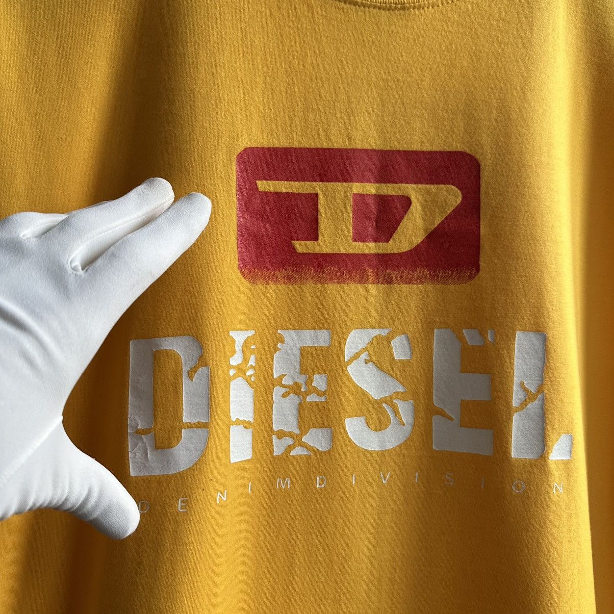 Diesel × Vintage VINTAGE 90s DIESEL BIG LOGO TEE Size US XL / EU 56 / 4 - 4 Thumbnail