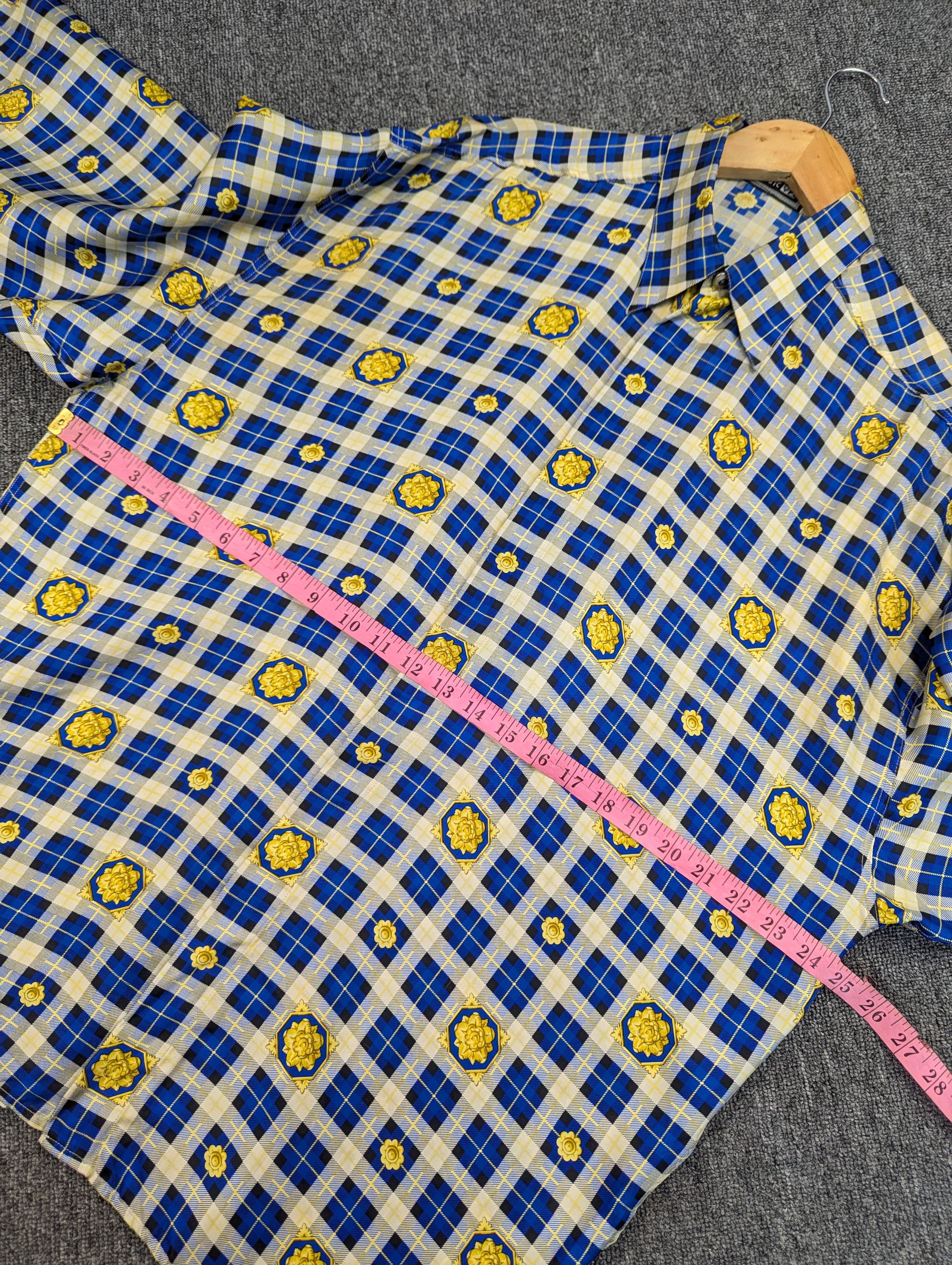 Versace Versace Classic V2 Silk Shirt Size US L / EU 52-54 / 3 - 14 Thumbnail