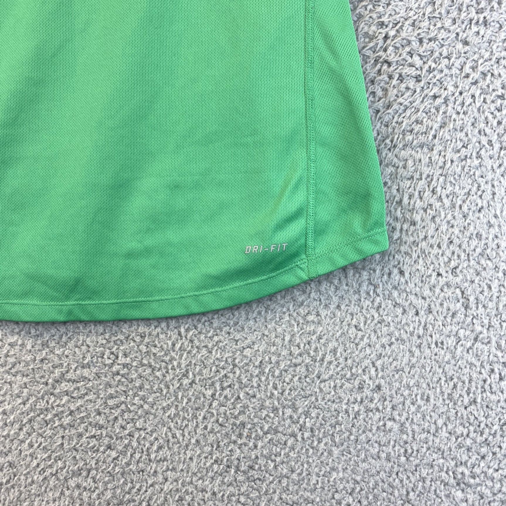 Nike Nike Women’s M Dri-Fit T-Shirt Running Green 55-27 Size M / US 6-8 / IT 42-44 - 8 Thumbnail