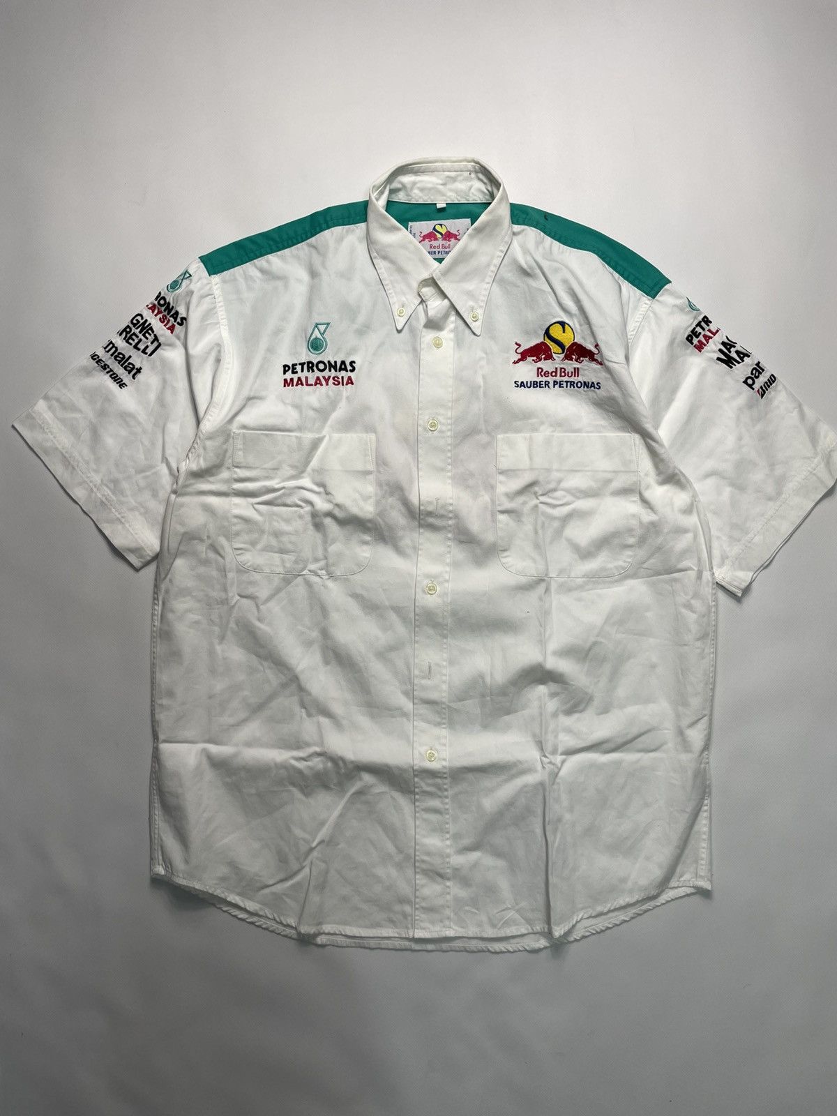 Red Bull Archive Vtg 90s Red Bull Sauber Petronas F1 Racing Tee M Size US M / EU 48-50 / 2 - 3 Thumbnail