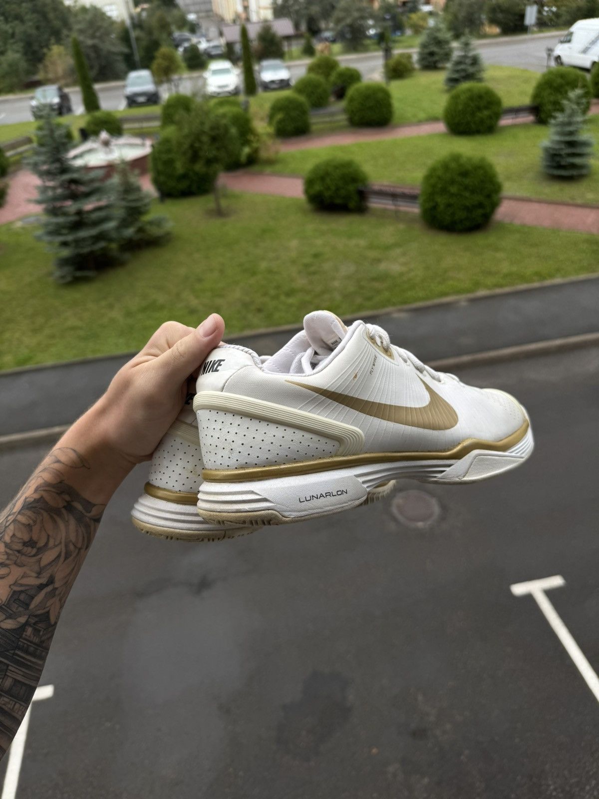 Nike Nike Lunar Vapor Tour Federer Tennis Wimbledon 2010 Shoes Size US 10 / EU 43 - 11 Thumbnail
