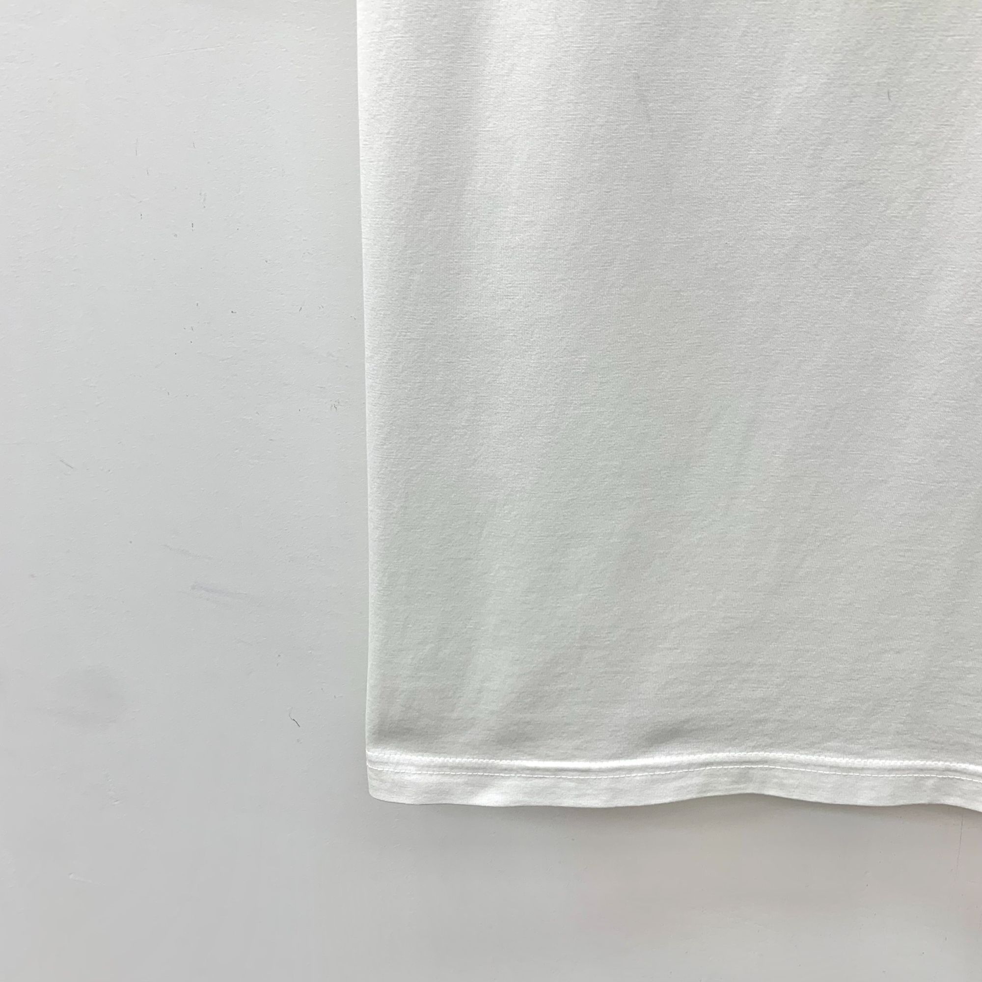Burberry BURBERRY White Cotton T-Shirt With Nova Check Pocket Size M Size US M / EU 48-50 / 2 - 5 Thumbnail