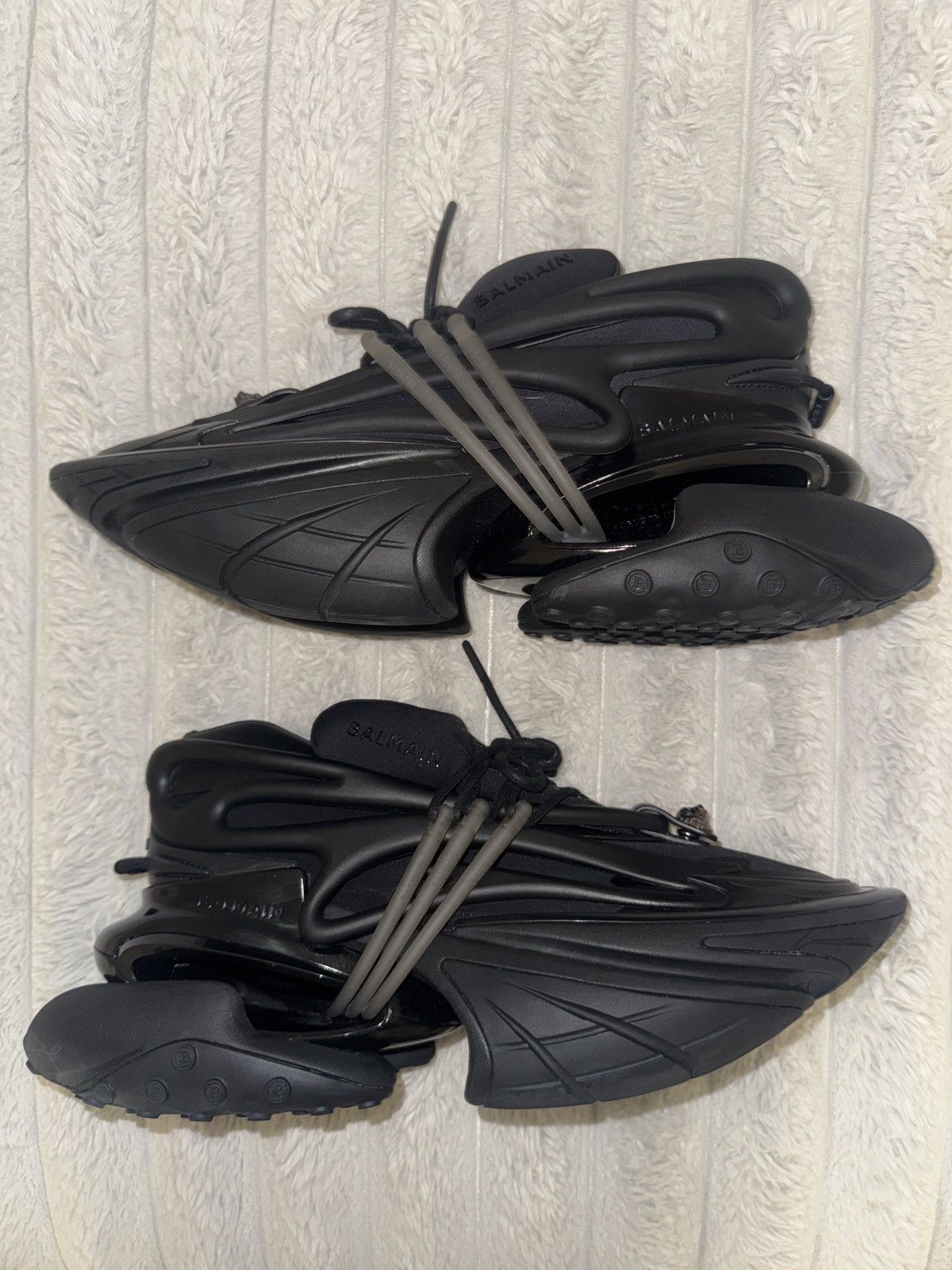 Balmain Balmain mens shoes Size US 10 / EU 43 - 1 Thumbnail