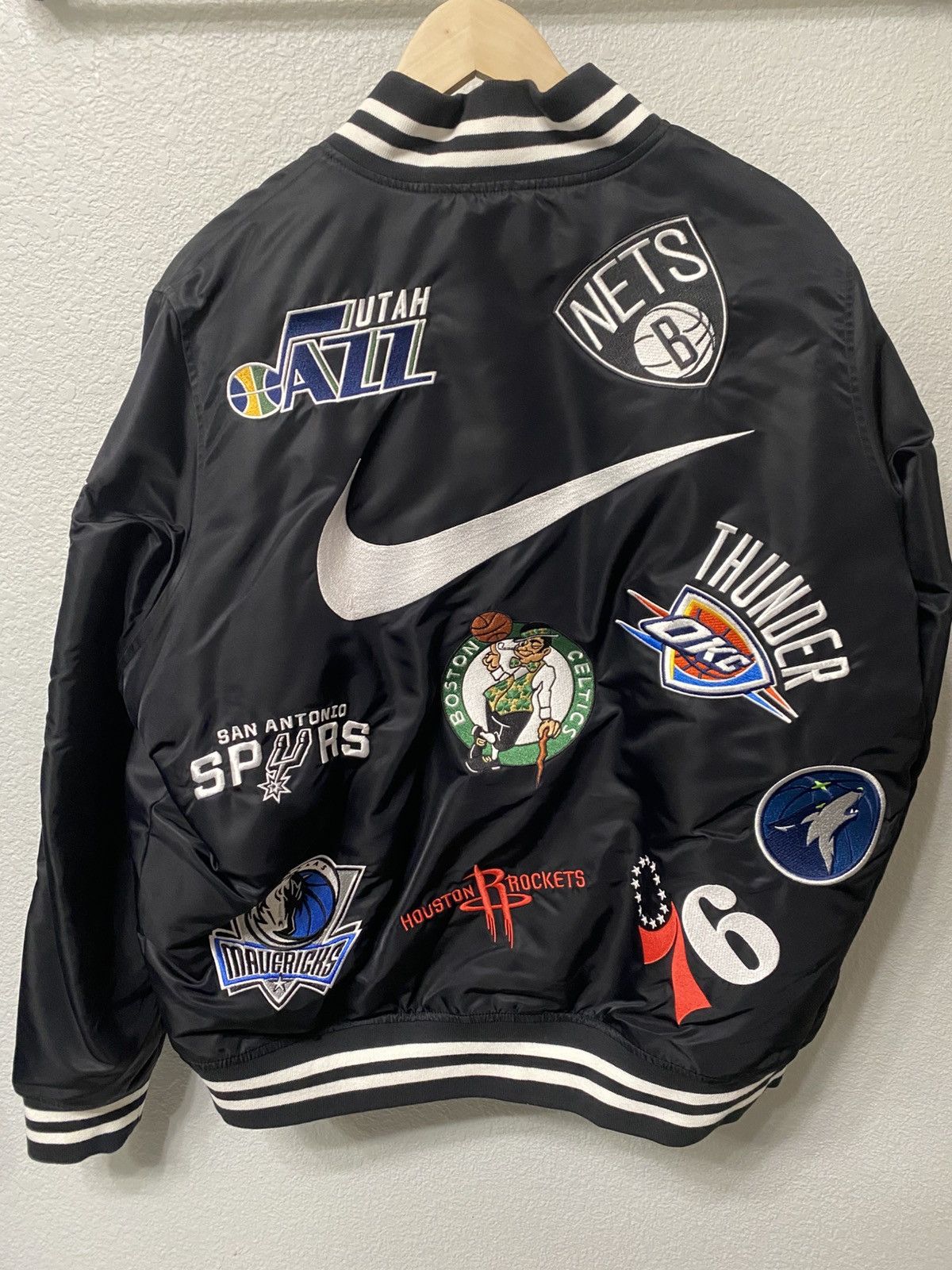 NBA × Nike × Supreme Supreme Nike NBA Warm up Jacket Size L Size US L / EU 52-54 / 3 - 2 Thumbnail