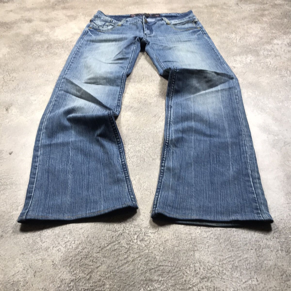 Vintage Vintage Y2K Distressed Flared Jeans Baggy Skate Grunge 30 Size 30" / US 8 / IT 44 - 1 Thumbnail