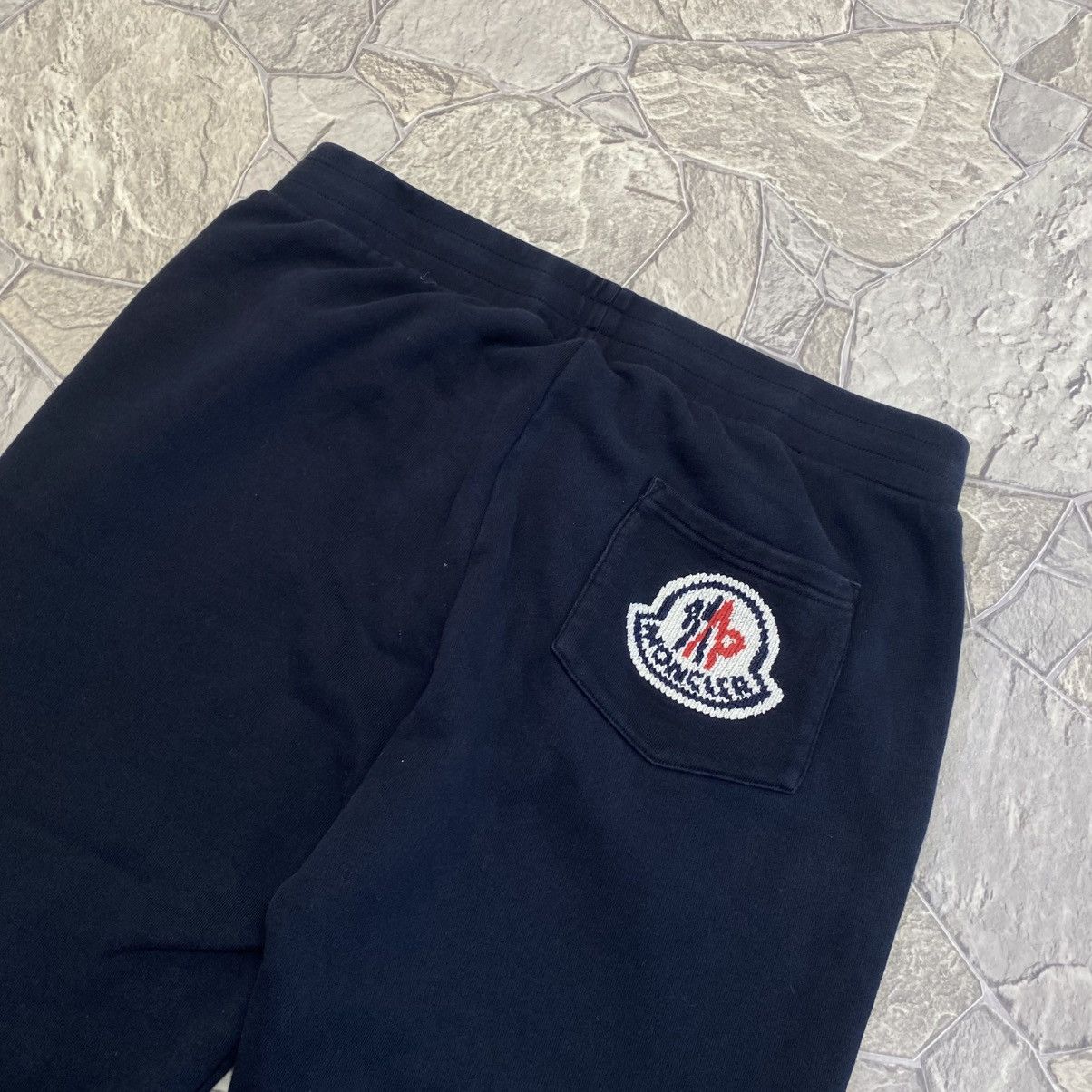 Moncler Moncler Sweatpants Big Logo Joggers Size US 36 / EU 52 - 4 Thumbnail