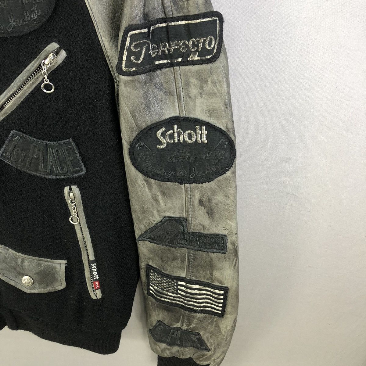 Schott Vintage Schott Cowhide Sleeve With Patches Biker Jacket Size US S / EU 44-46 / 1 - 14 Thumbnail