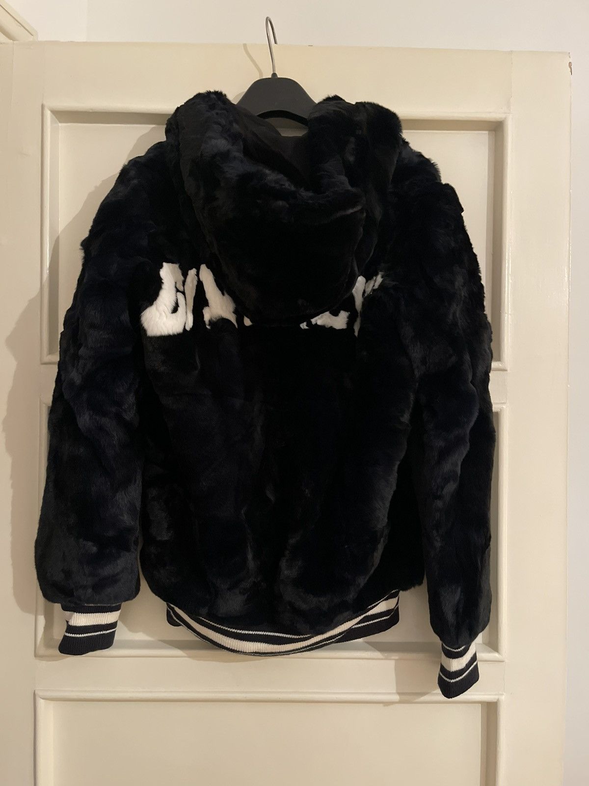 Givenchy Givenchy Riccardo Tisci Lapin Rabbit Fur size L Size L / US 10 / IT 46 - 5 Thumbnail