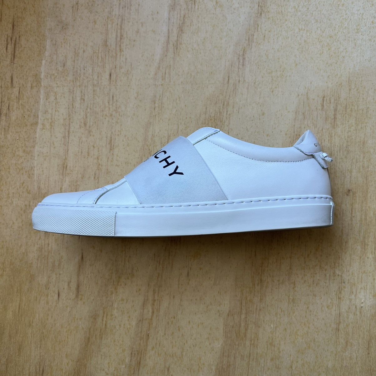 Givenchy Givenchy Urban Street Sneakers Size US 7 / EU 40 - 3 Thumbnail