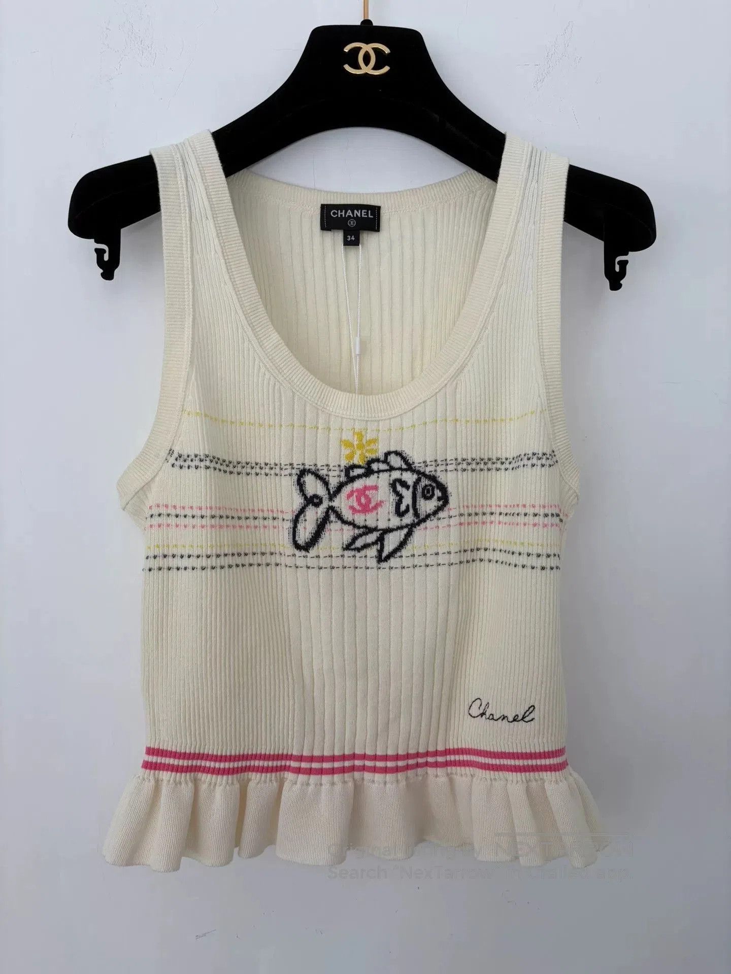 Chanel Chanel 25P Fish Knit Sleeveless Top. Size US XS / EU 42 / 0 - 1 Thumbnail