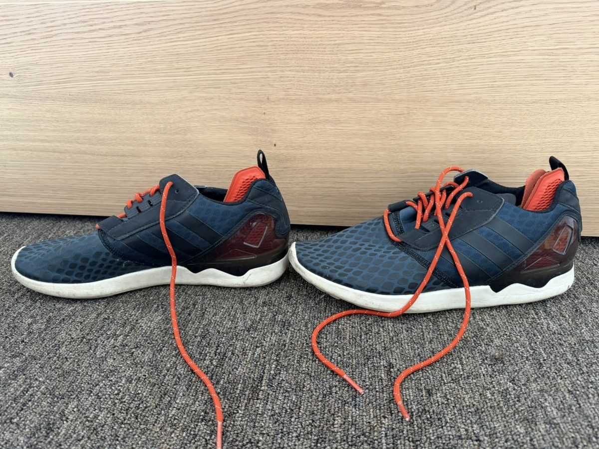 Adidas Adidas Shoes Size US 10.5 / EU 43-44 - 2 Thumbnail