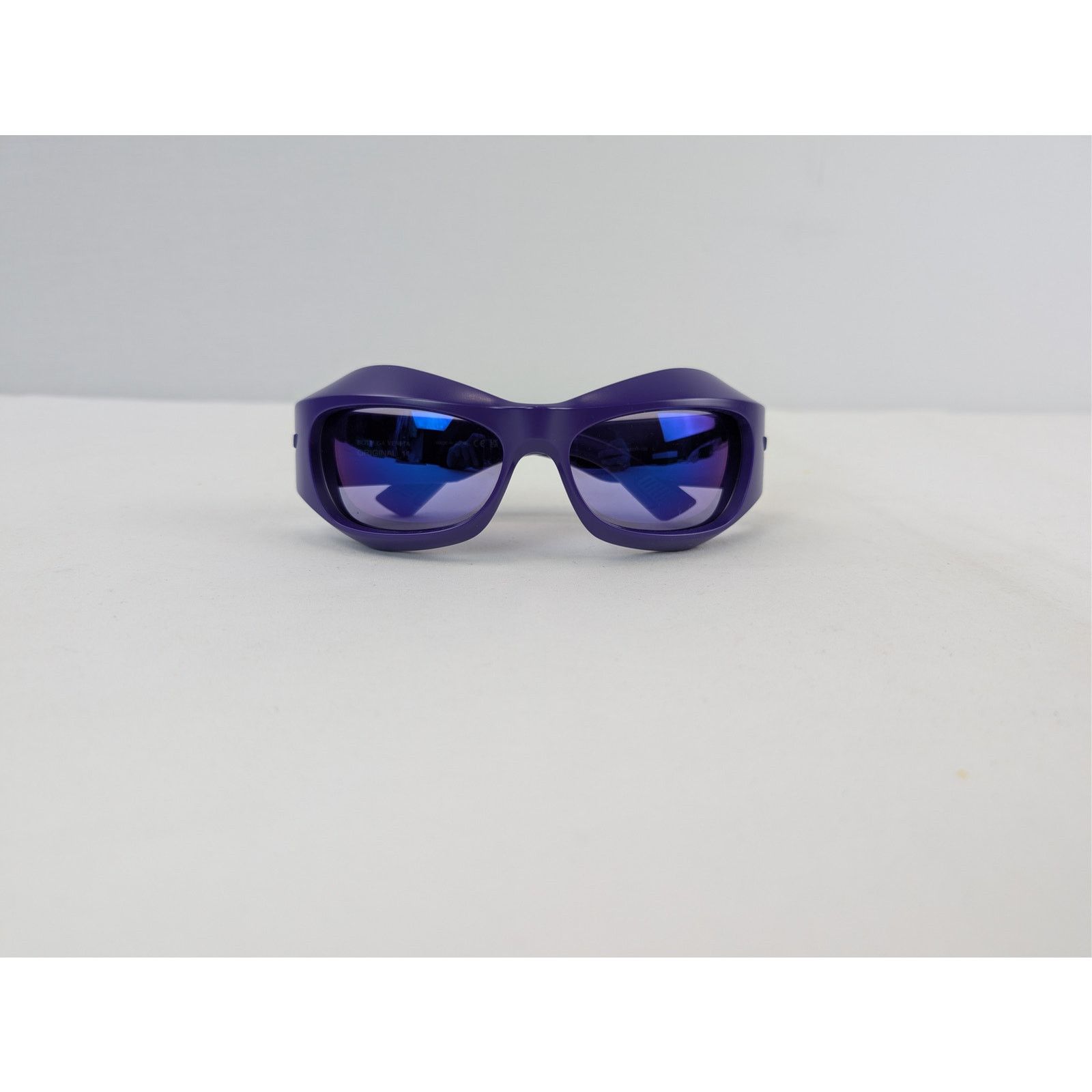 Bottega Veneta o1rshd1 / 555 / Size: OS / Sunglasses in Purple Acetate Size ONE SIZE - 2 Thumbnail