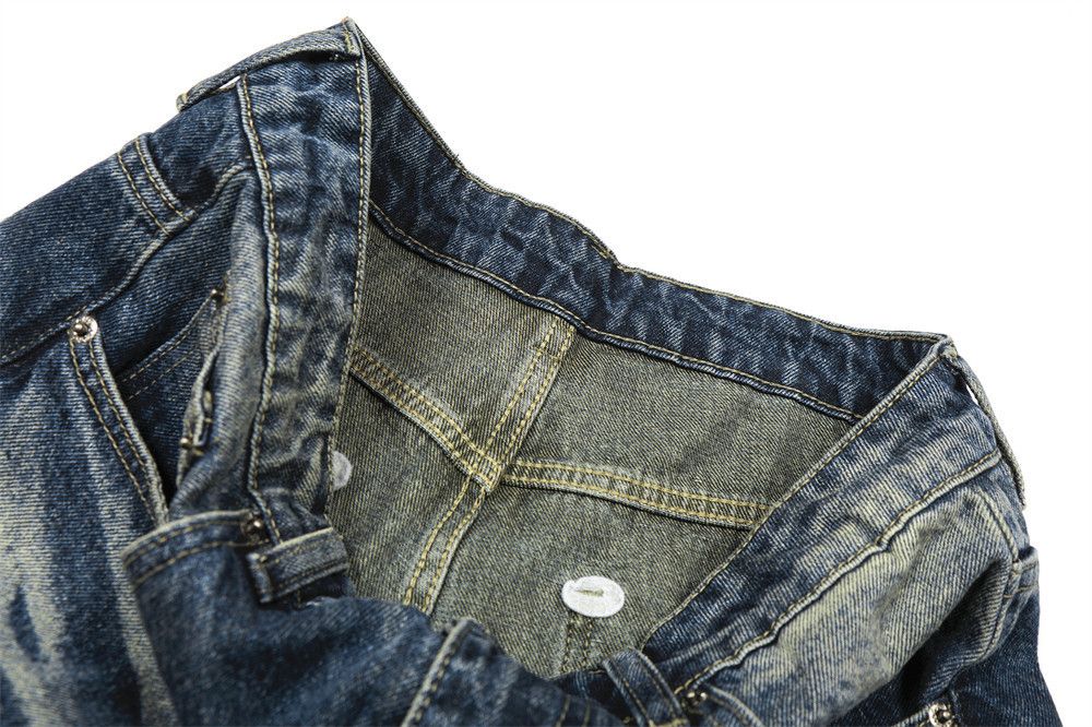 Vintage Men's Hippie-Vibe Loose Distressed Wash Flared Jeans Size US 32 / EU 48 - 4 Thumbnail