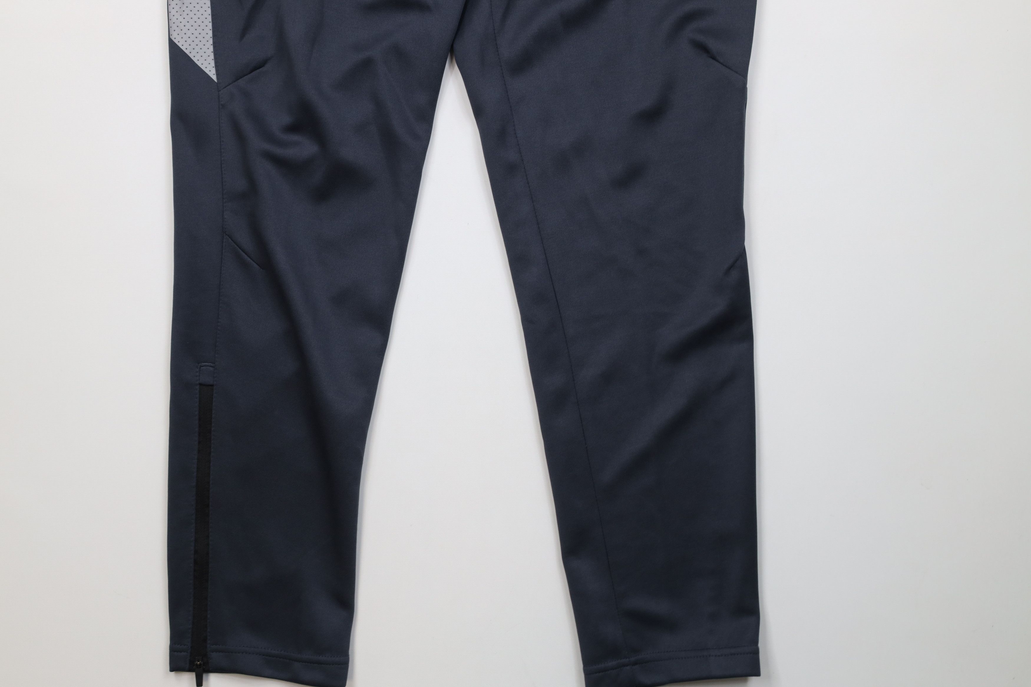 Reebok Deadstock Reebok Crossfit Tapered Leg Sweatpants Gray Size US 32 / EU 48 - 4 Thumbnail