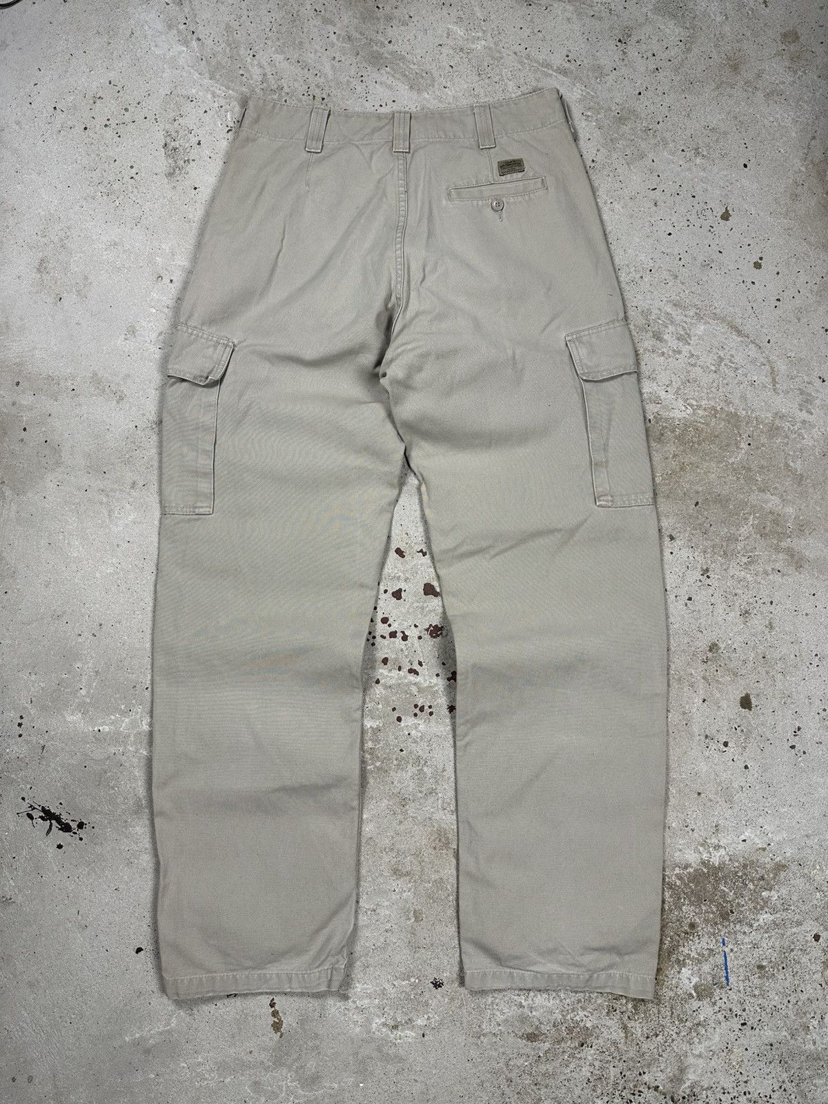 Levi's Vintage 1998 Levi’s 676 Baggy Beige Cargo Pants Loose Fit Size US 34 / EU 50 - 2 Thumbnail