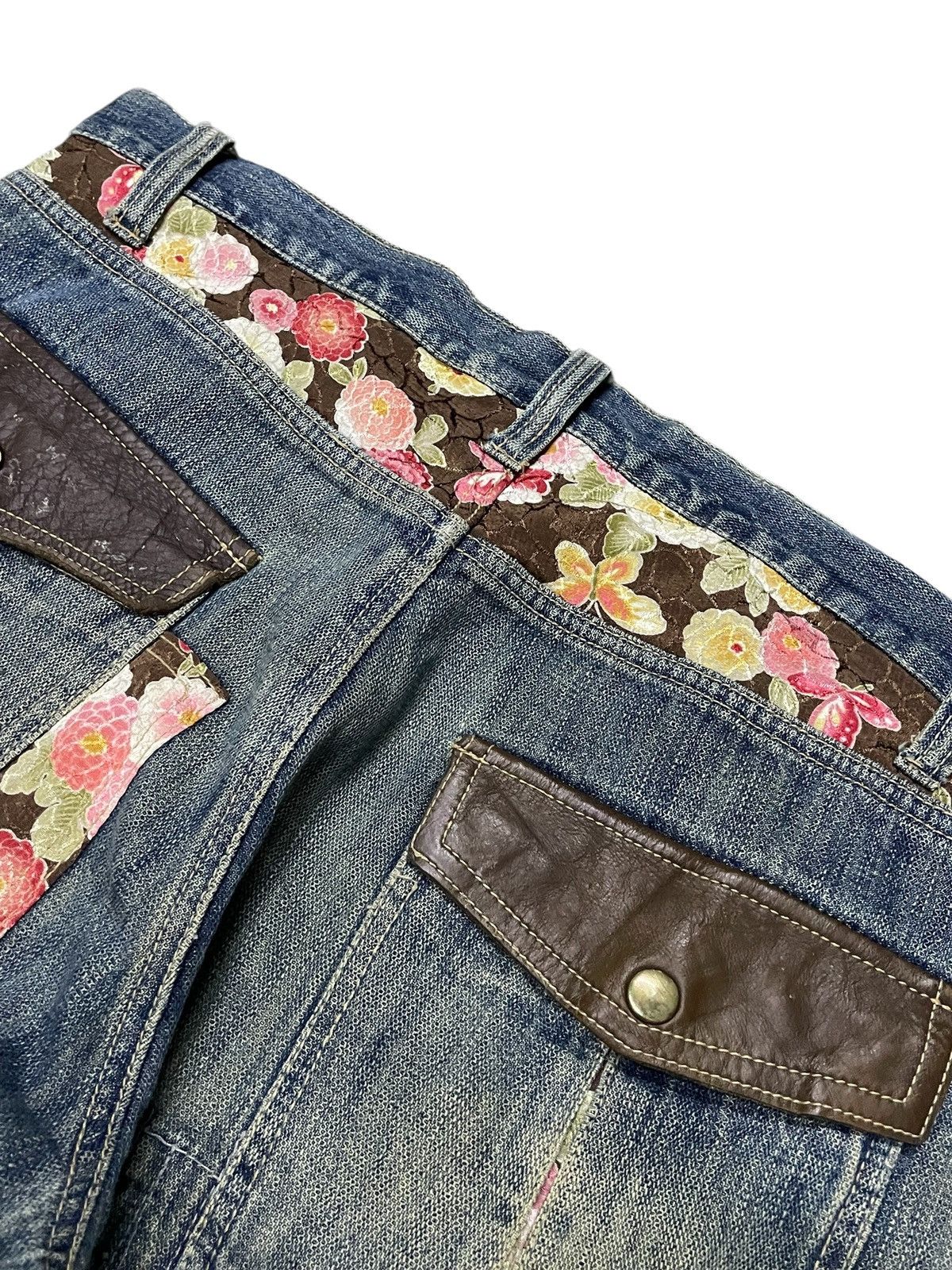 Guru × Hysteric Glamour × Japanese Brand Gumu Japan Boro Patchwork Cut & Sew Leather Trimmed Jeans Size US 32 / EU 48 - 21 Thumbnail