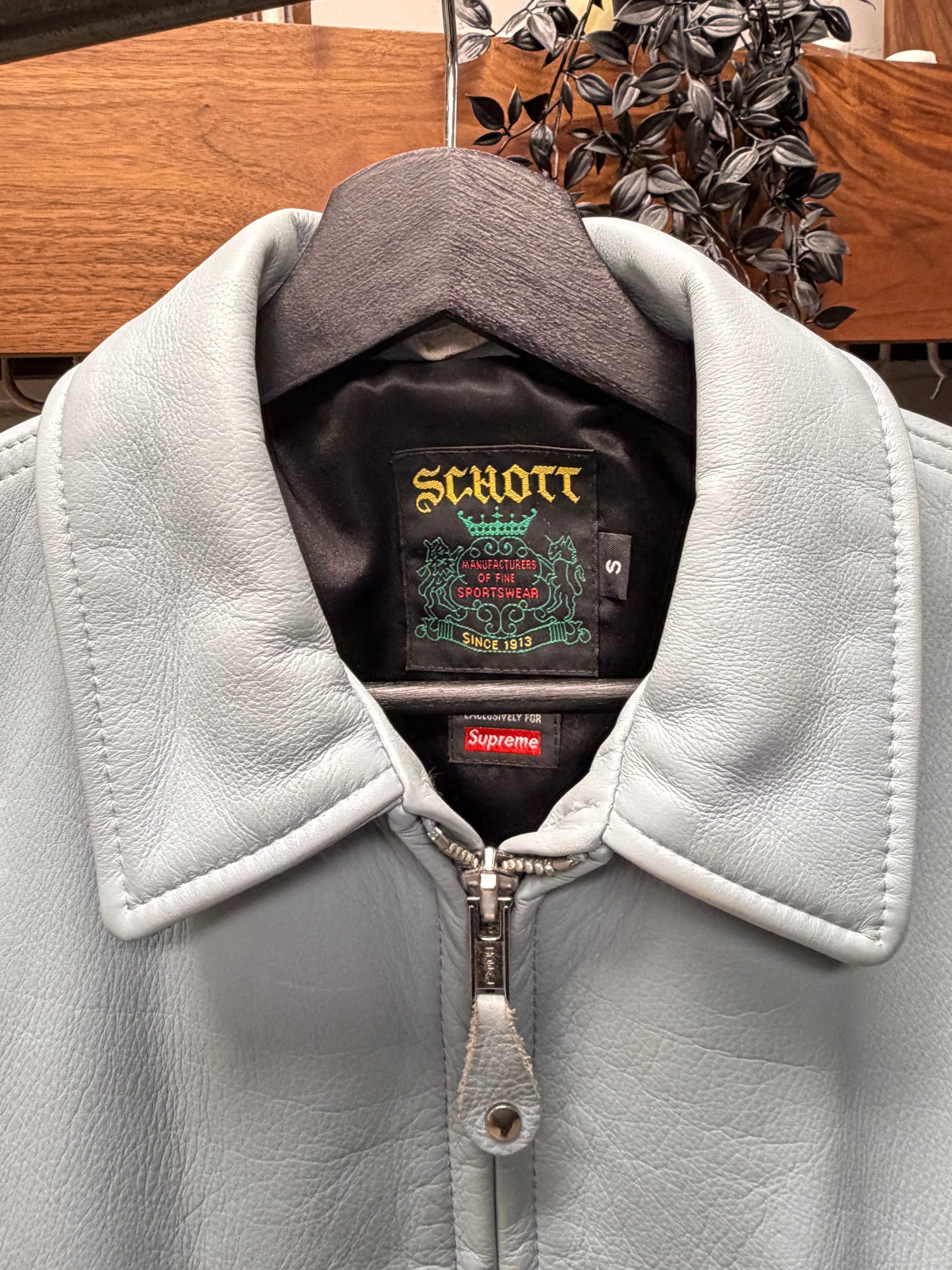 Supreme AW2019 Supreme x Schott Baby Blue Leather Bomber Jacket Size US S / EU 44-46 / 1 - 3 Thumbnail