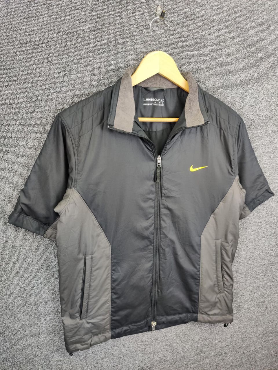Nike Vintage Nike Golf Short Sleeve Zipper Light Jacket Size US M / EU 48-50 / 2 - 4 Thumbnail
