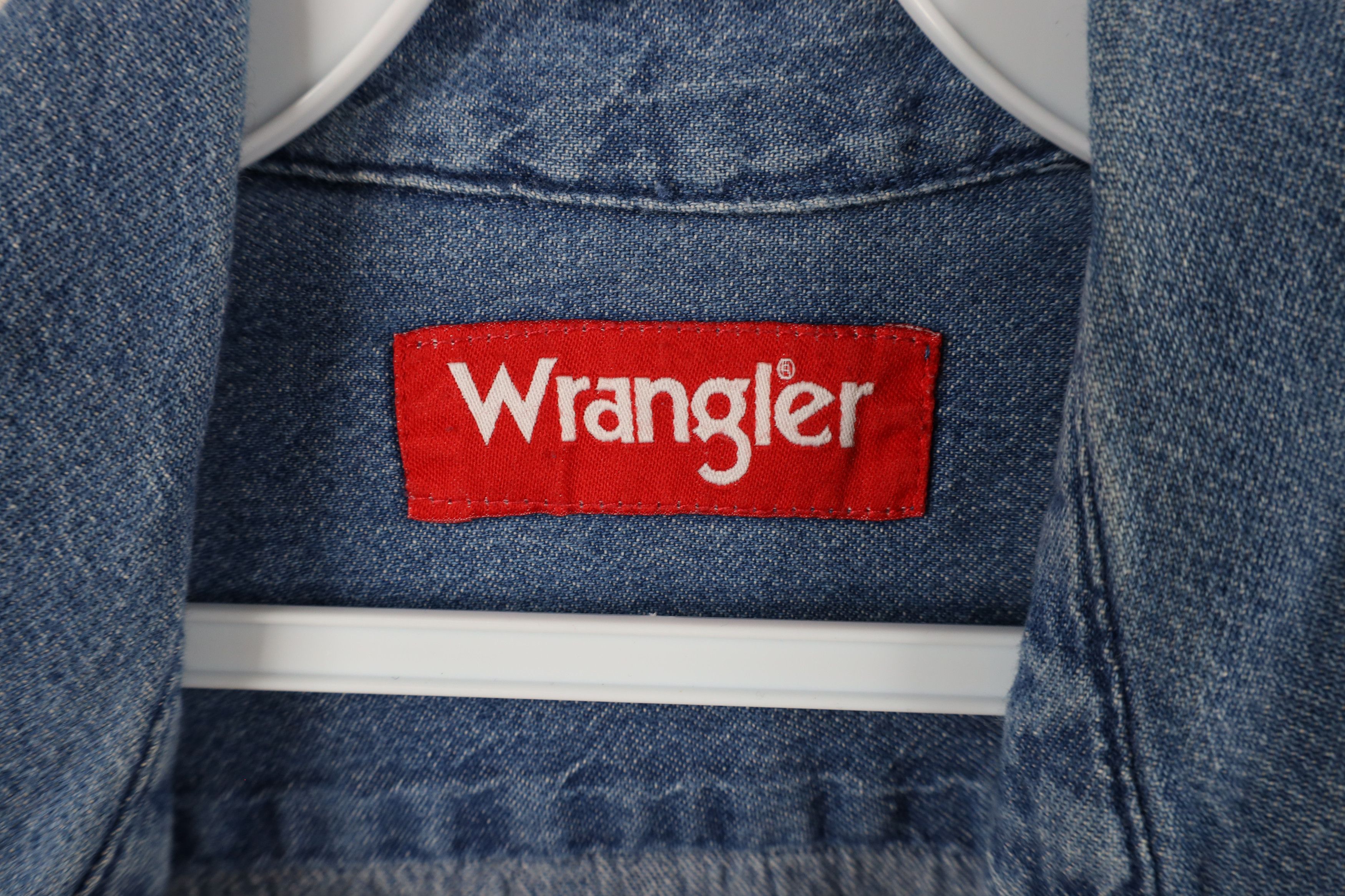Vintage × Wrangler Vintage Wrangler Denim Jean Button Shirt Blue Cotton Size US L / EU 52-54 / 3 - 9 Thumbnail