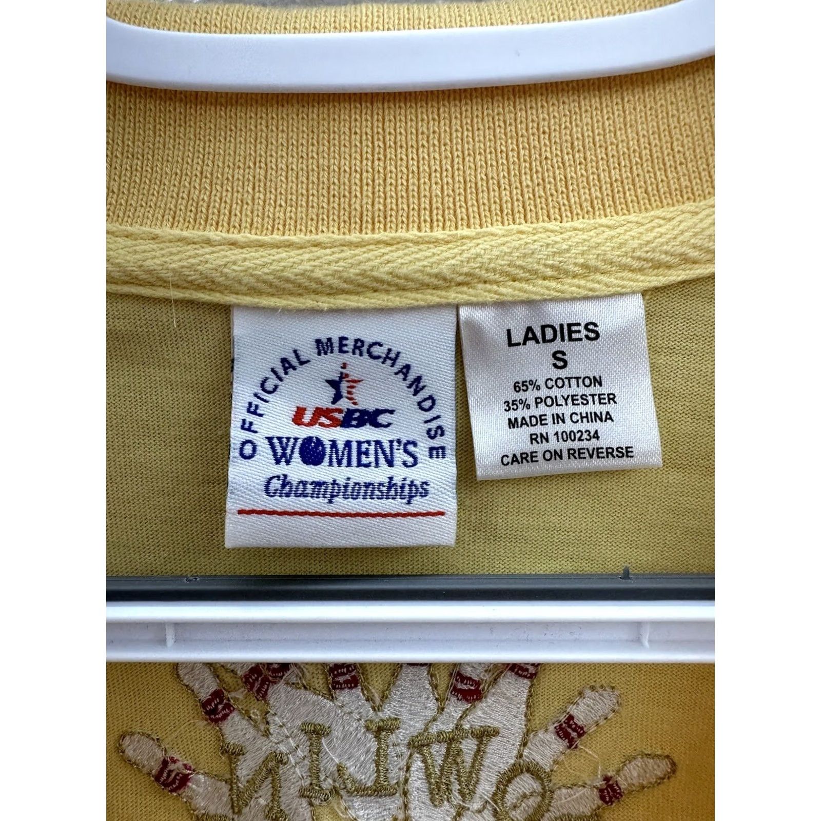 Vintage Womens USBC Shirt Short Sleeve Polo Yellow Embroidered Size Small Shirt Mens? Size S / US 4 / IT 40 - 5 Thumbnail