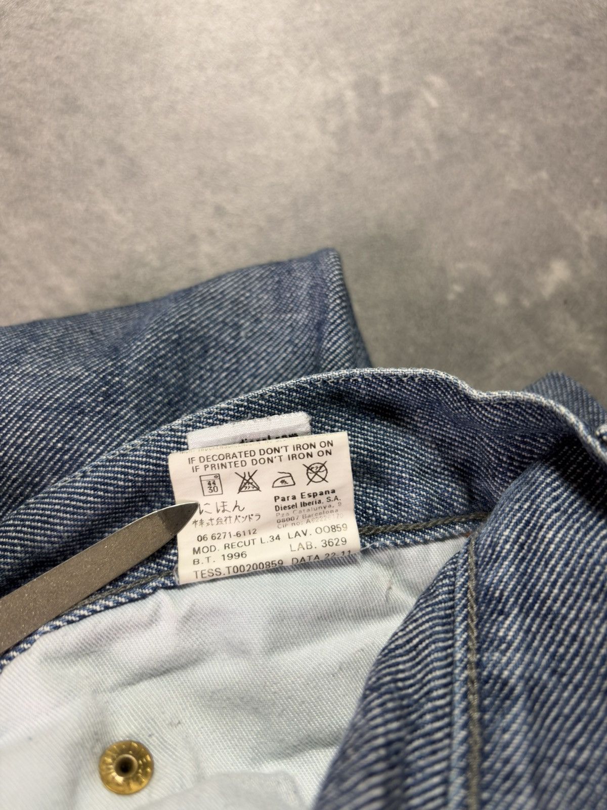 Diesel Diesel Recut Long Straight Denim Jeans 32 33 Indigo Rare Size US 32 / EU 48 - 11 Thumbnail