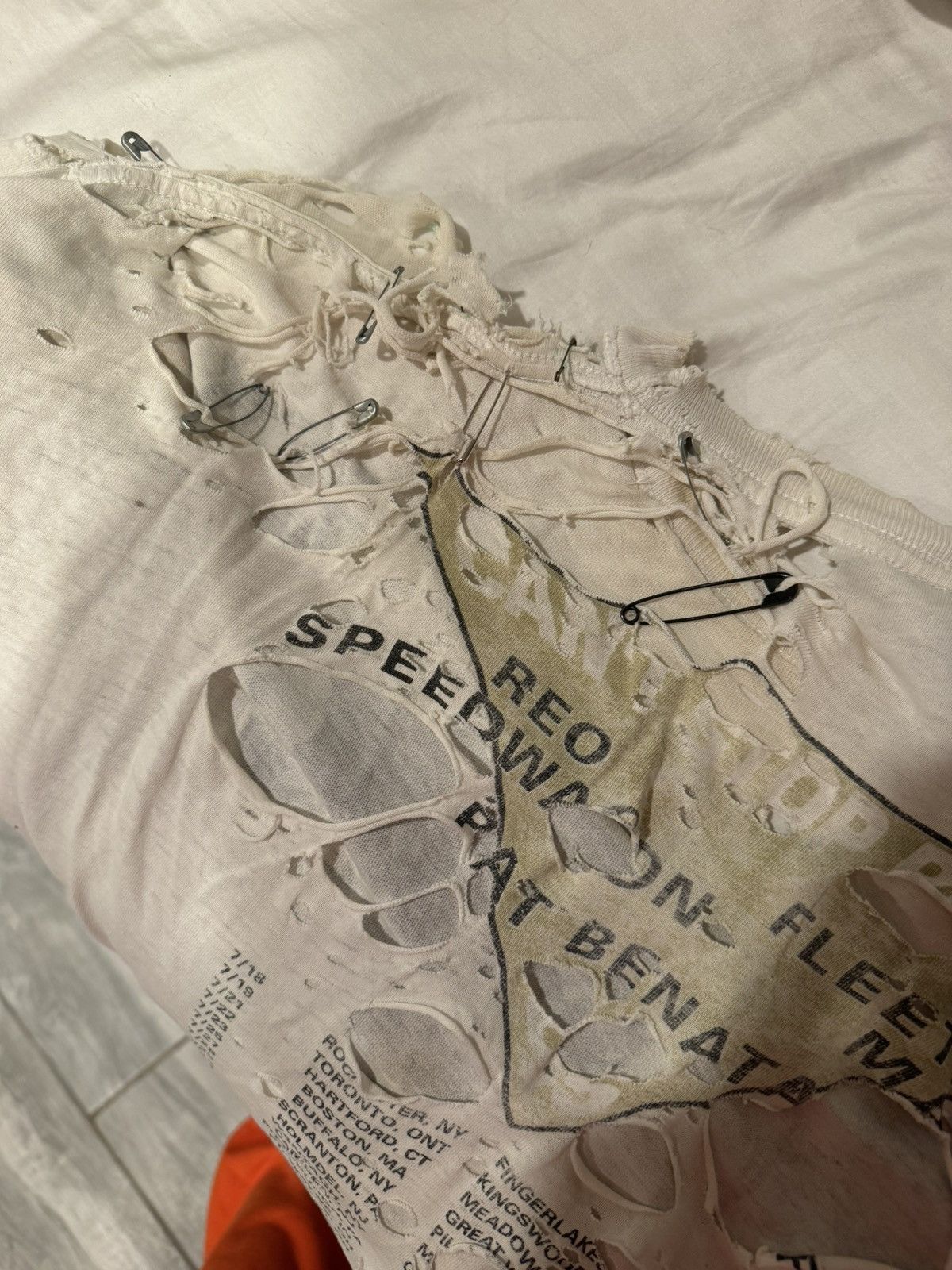 Vintage Vintage Speedwagon Can’t Stop Rockin’ Concert T Shirt 1995 THRASHED Size US XL / EU 56 / 4 - 4 Thumbnail