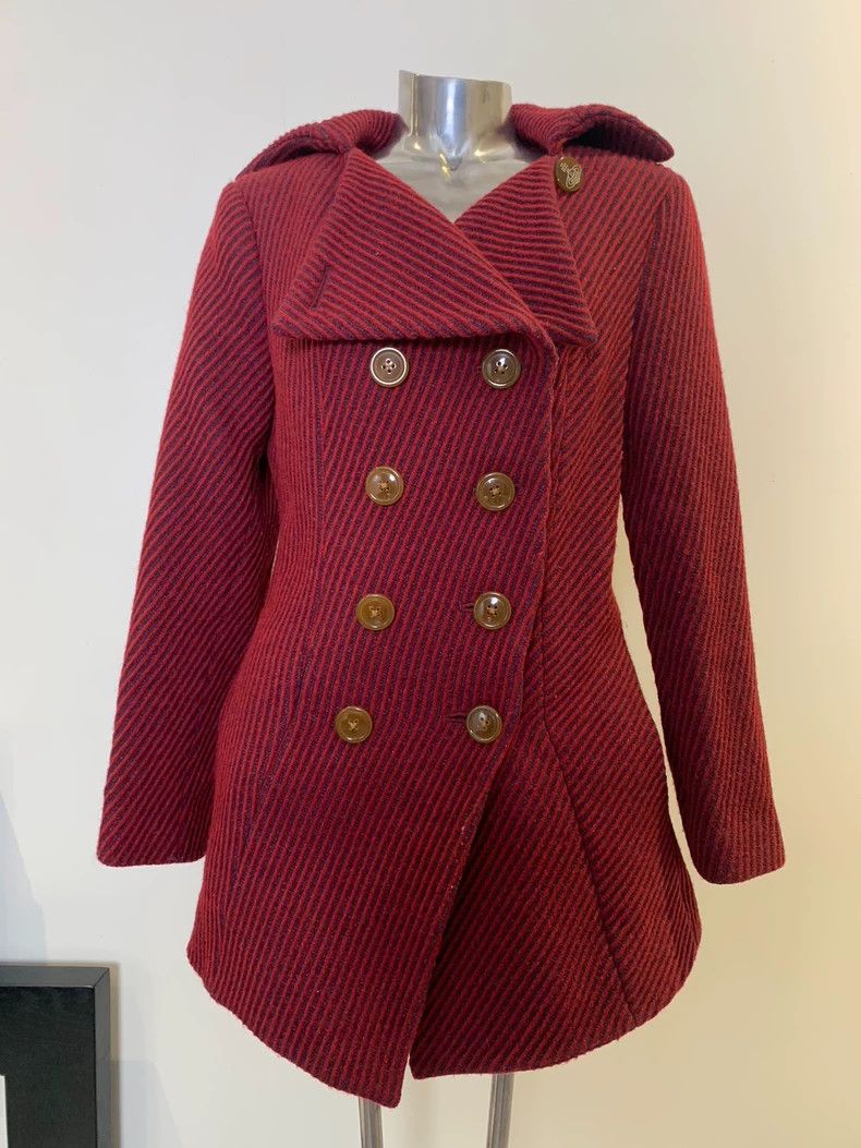 Vivienne Westwood Vivienne Westwood size2 Red texture double row collar coat Size M / US 6-8 / IT 42-44 - 3 Thumbnail