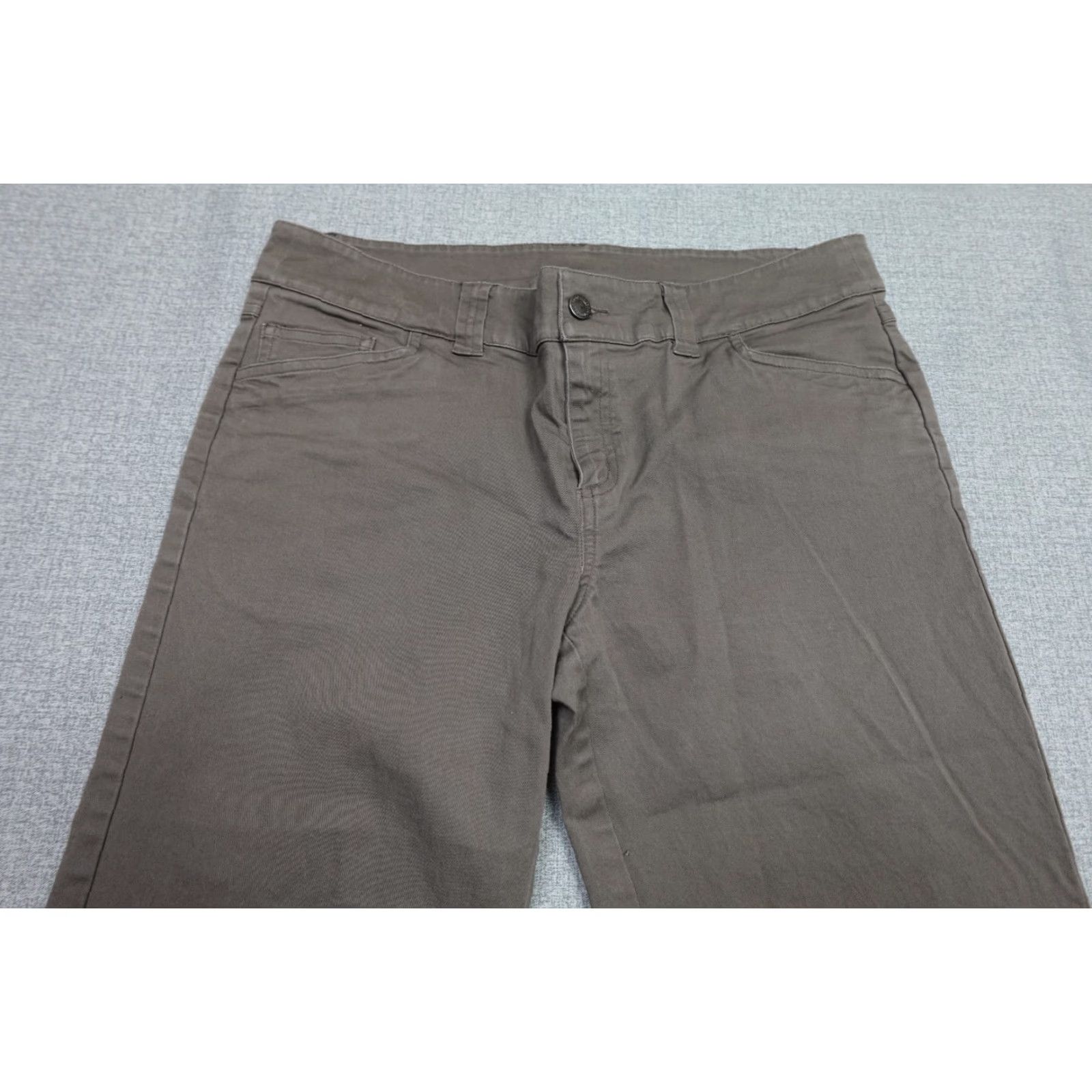 Patagonia Patagonia Pants Womens Size 12 Chino Gray Organic Cotton Stretch Casual Workwear 34x32 Slim Straight Front Button Fly Size 34" / US 12 / IT 48 - 2 Thumbnail