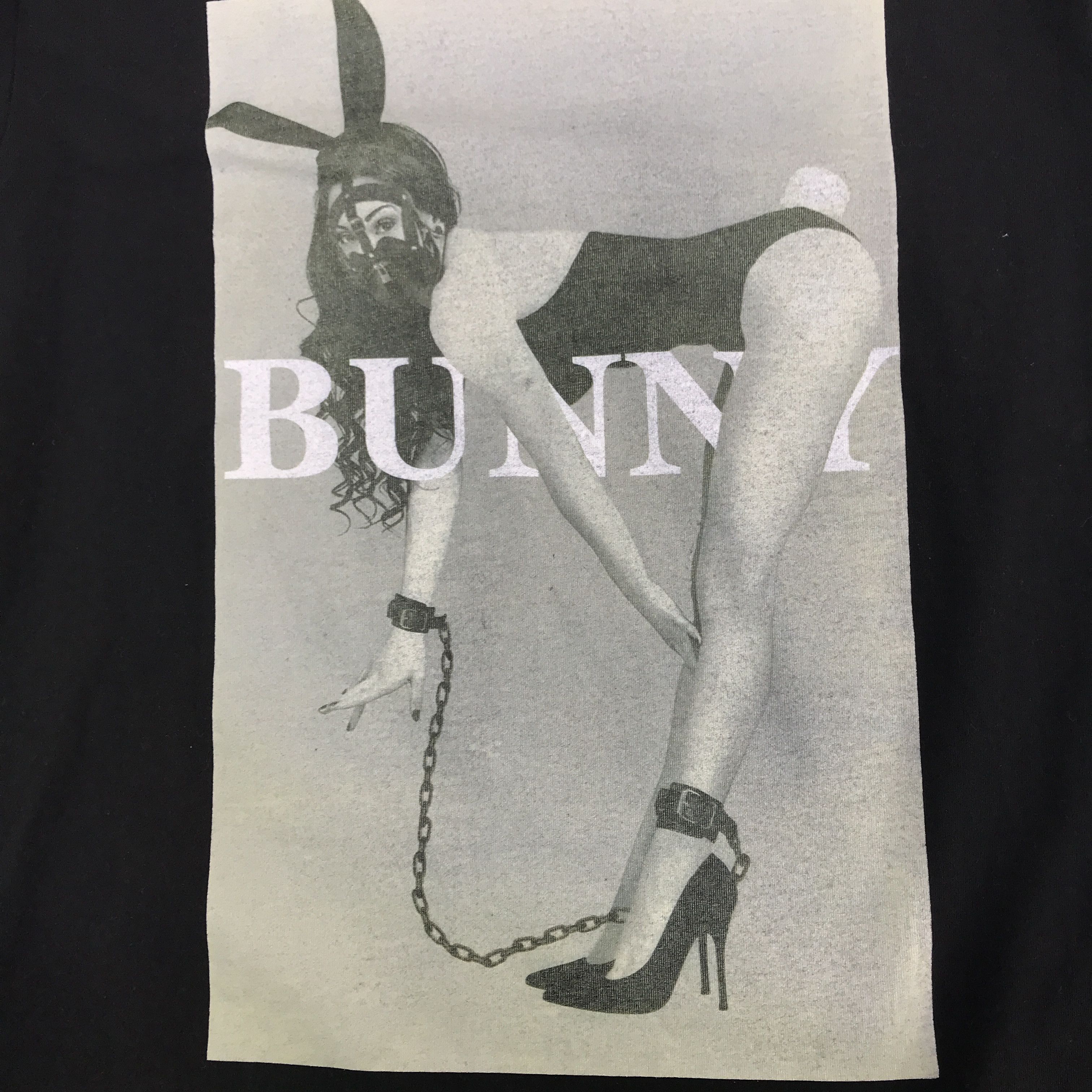 Japanese Brand bubbles bunny sexy design black t-shirt K117B9 Size US M / EU 48-50 / 2 - 7 Thumbnail