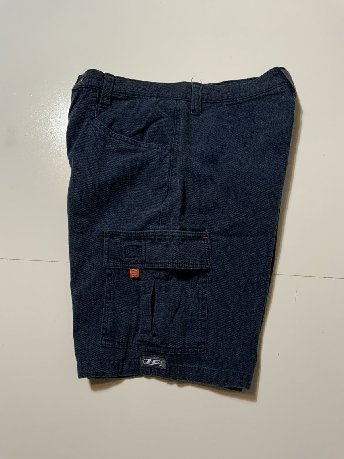 Vintage Vintage T&C Surfboards Town & Country Cargo Skate Shorts Size US 31 - 2 Thumbnail