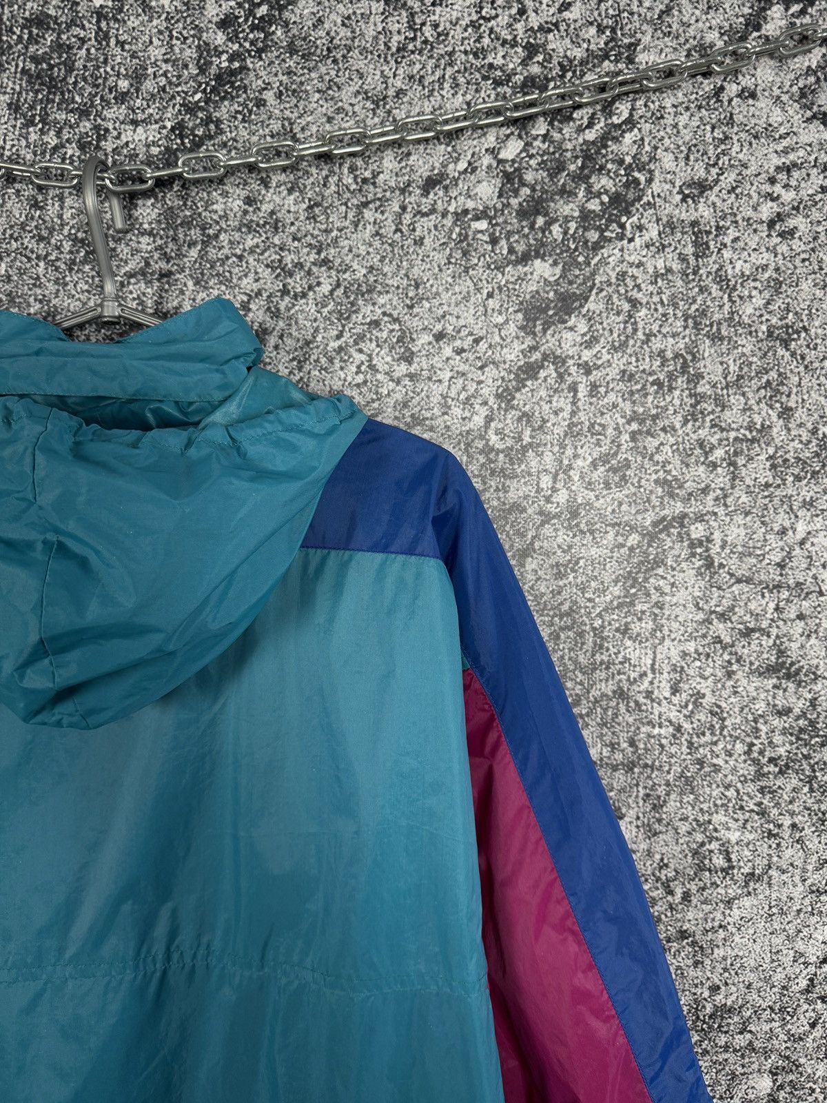 Adidas Adidas Vintage 90s Nylon Jacket Windbreaker Retro Size M Size US M / EU 48-50 / 2 - 11 Thumbnail
