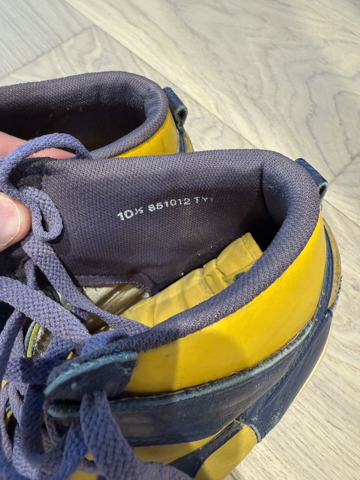 Jordan Brand Nike 1985 Michigan Dunks Size US 10.5 / EU 43-44 - 6 Thumbnail