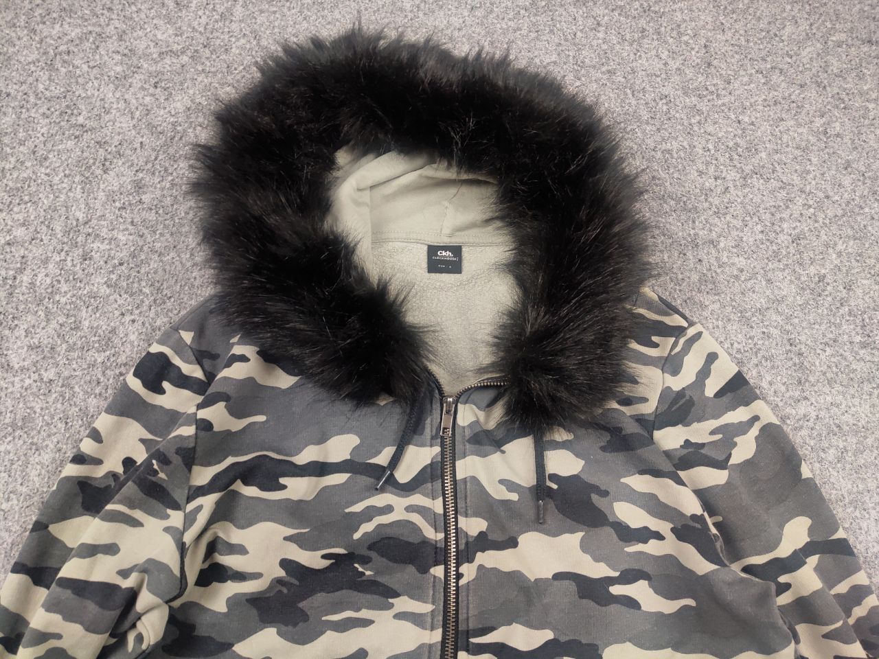 If Six Was Nine Vintage Japan if six was nine Bondage Fur Zip Hoodie Y2K Size US S / EU 44-46 / 1 - 4 Thumbnail