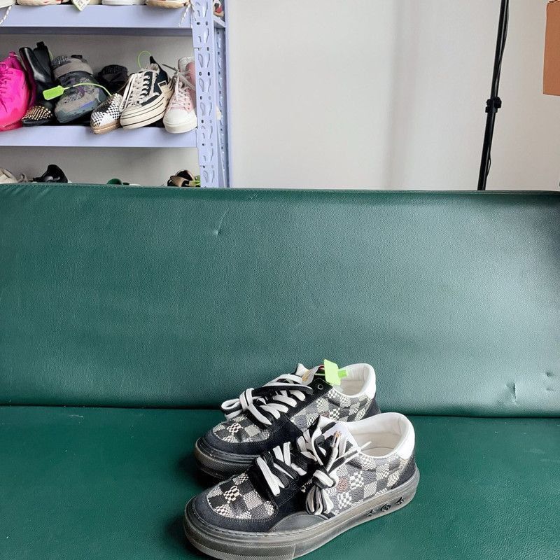 Louis Vuitton Louis Vuitton Ollie Low-Top Sneaker in Black - Size US 8.5 / EU 41-42 - 2 Thumbnail